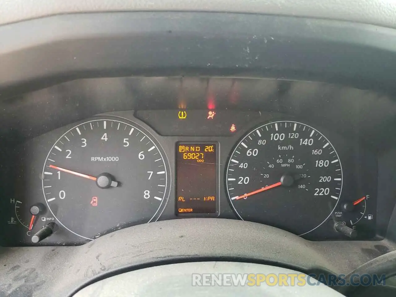 9 fotografías del automóvil dañado 1N6BF0LY5MN805944 NISSAN NV 2021