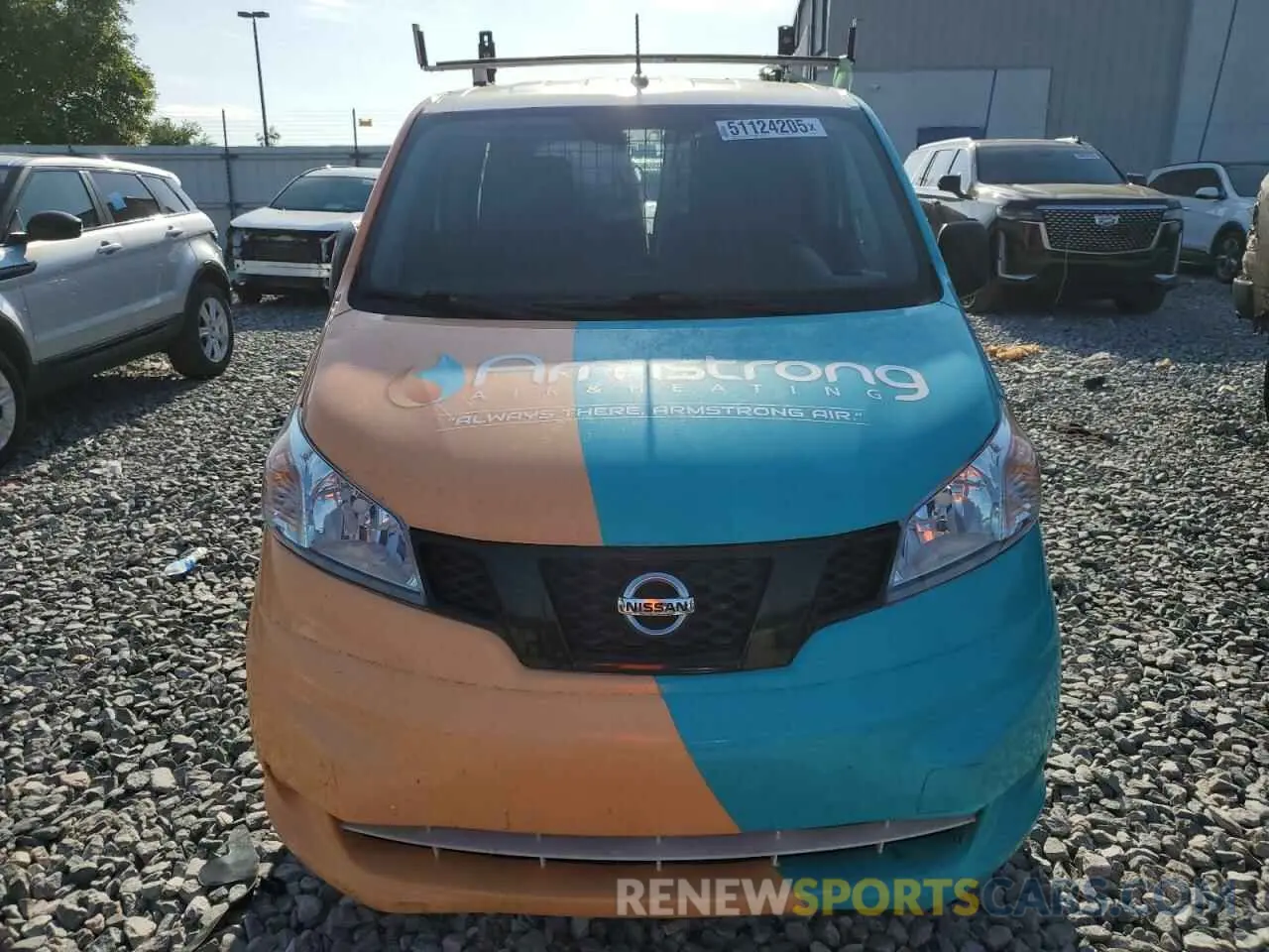 5 fotografías del automóvil dañado 3N6CM0KN2MK692493 NISSAN NV 2021