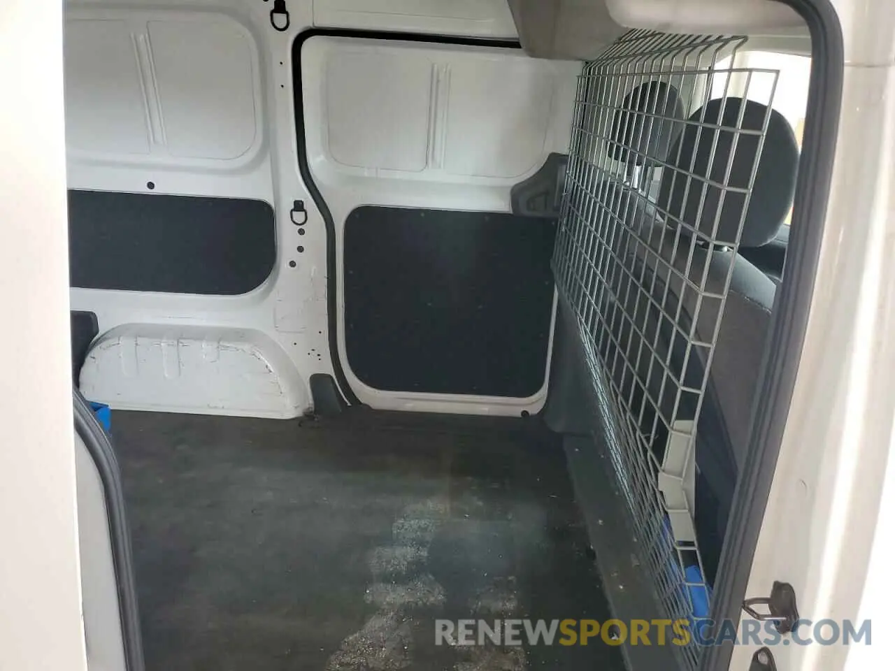 11 fotografías del automóvil dañado 3N6CM0KN4MK708371 NISSAN NV 2021