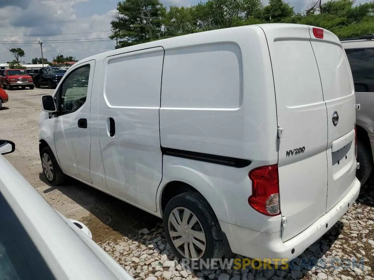 2 fotografías del automóvil dañado 3N6CM0KN4MK708371 NISSAN NV 2021