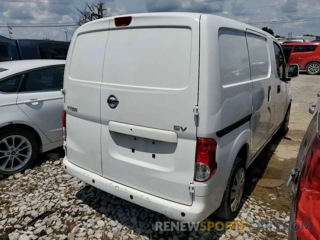 3 fotografías del automóvil dañado 3N6CM0KN4MK708371 NISSAN NV 2021