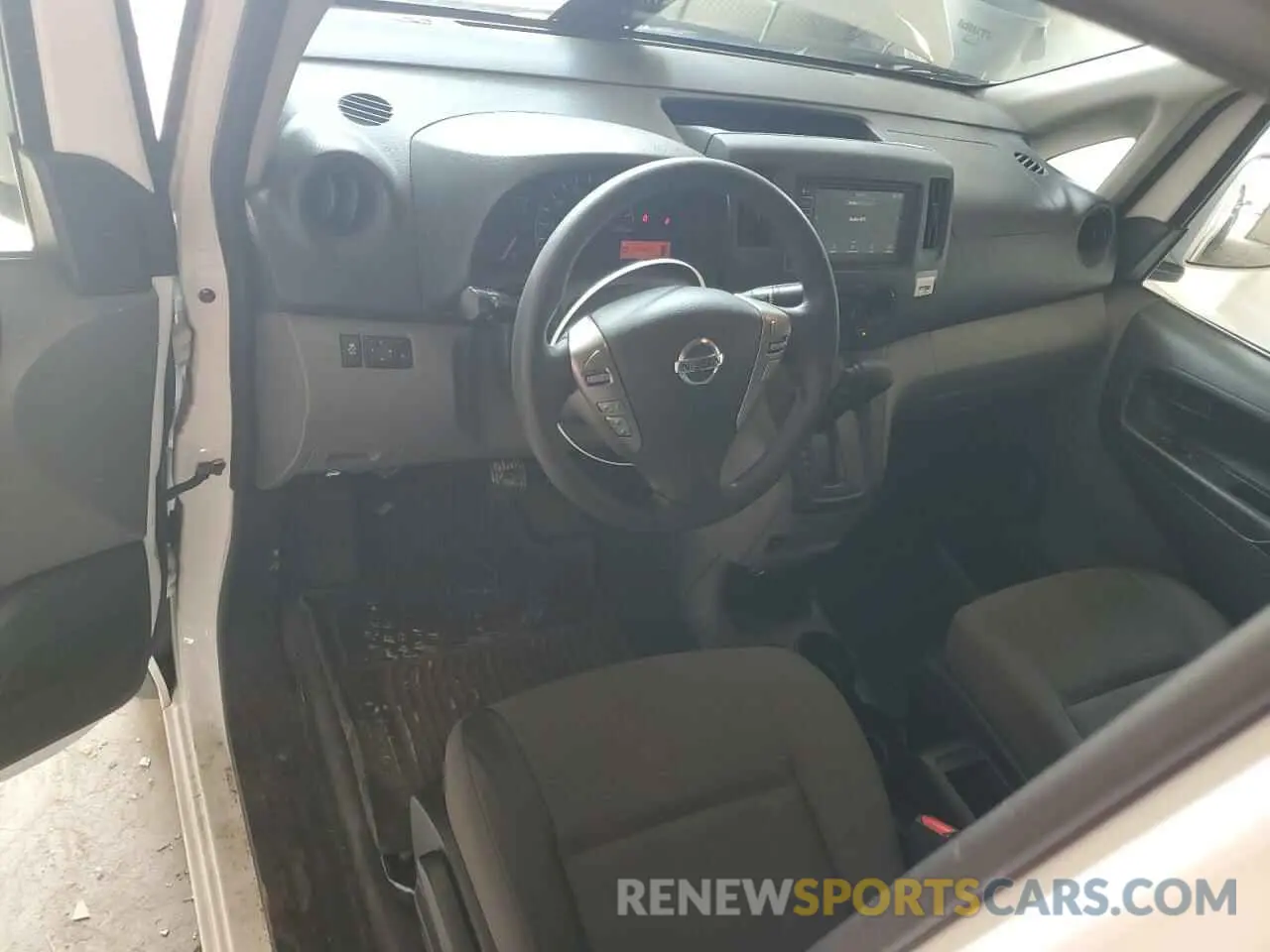 8 fotografías del automóvil dañado 3N6CM0KN4MK708371 NISSAN NV 2021