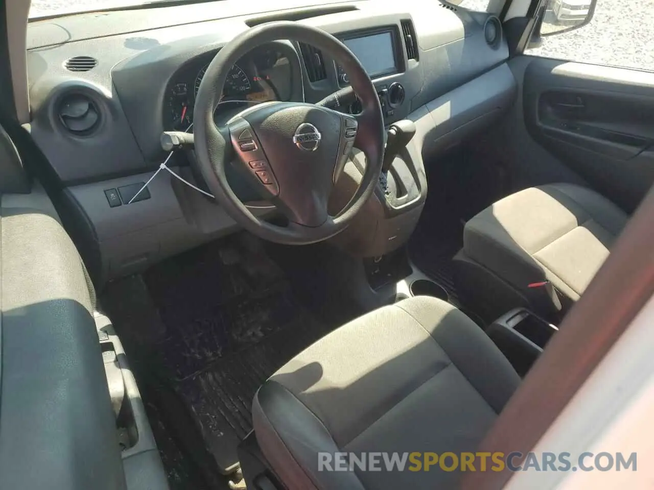 8 fotografías del automóvil dañado 3N6CM0KNXMK691110 NISSAN NV 2021
