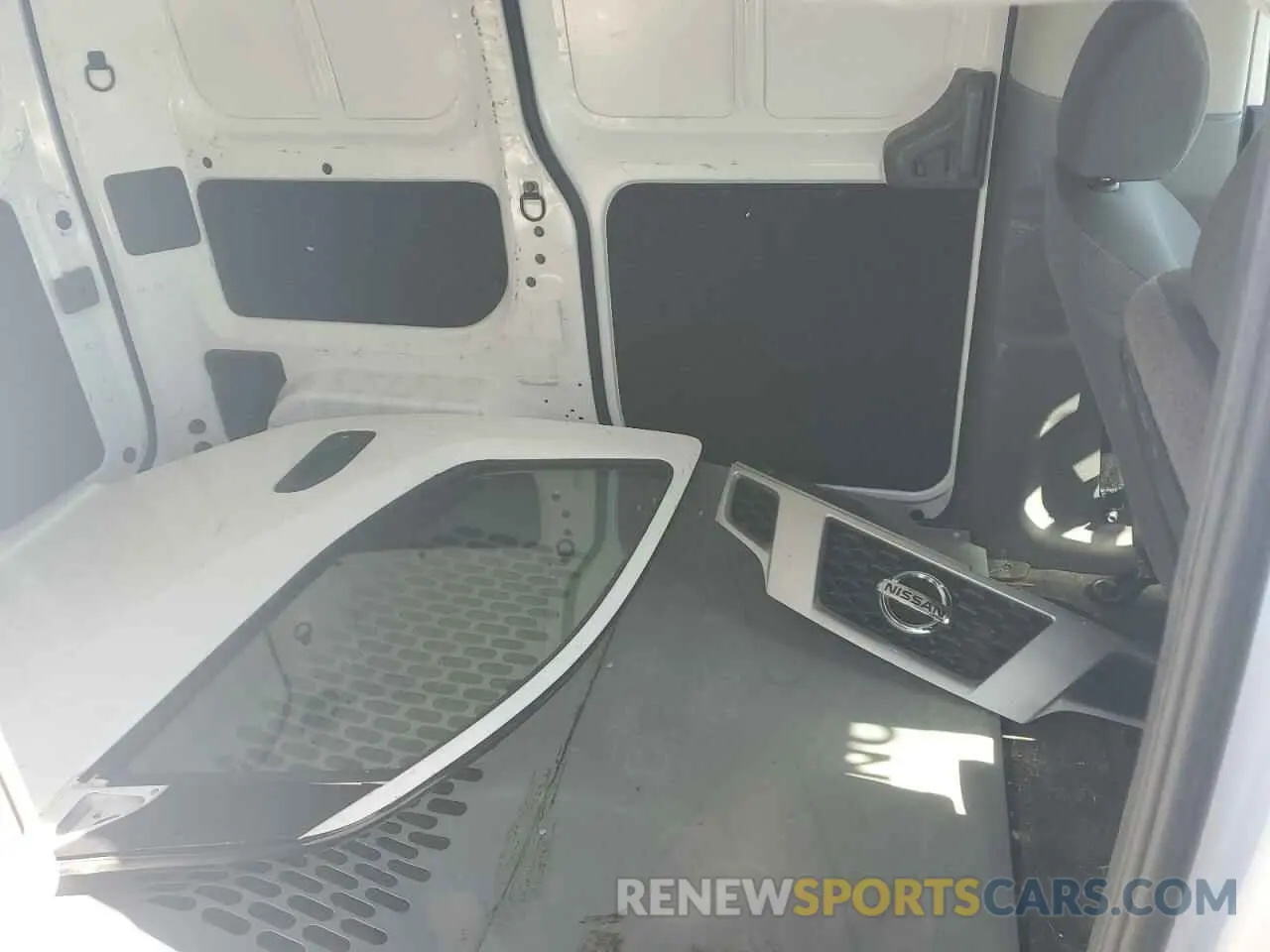 11 fotografías del automóvil dañado 3N6CM0KNXMK705491 NISSAN NV 2021
