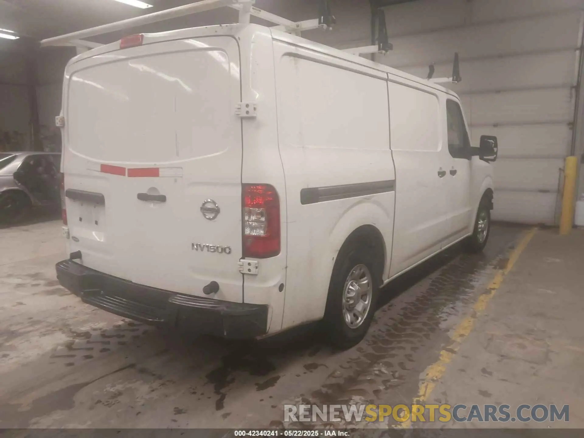4 fotografías del automóvil dañado 1N6BF0KM4KN808359 NISSAN NV CARGO NV1500 2019