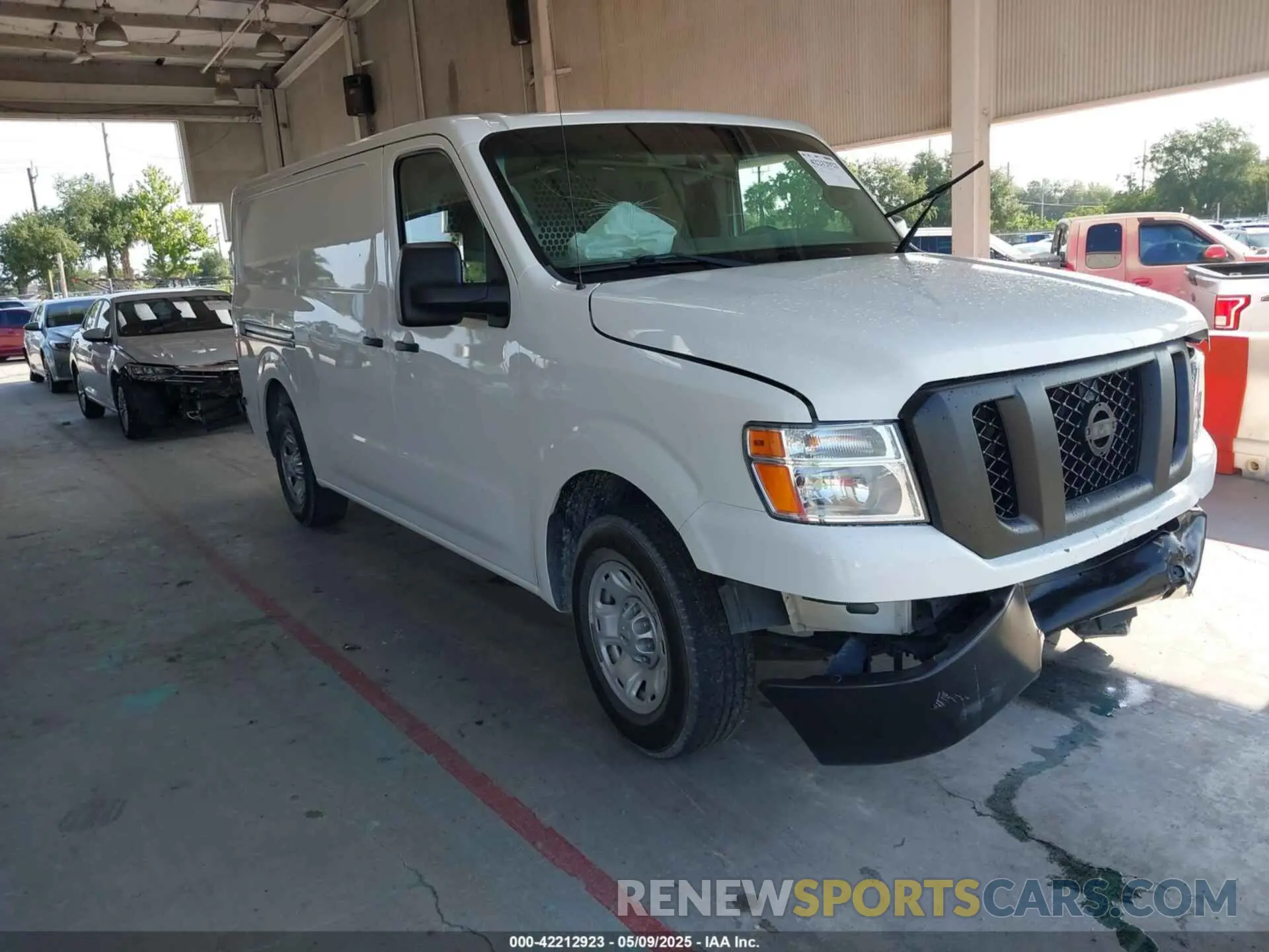 1 fotografías del automóvil dañado 1N6BF0KM6KN807312 NISSAN NV CARGO NV1500 2019