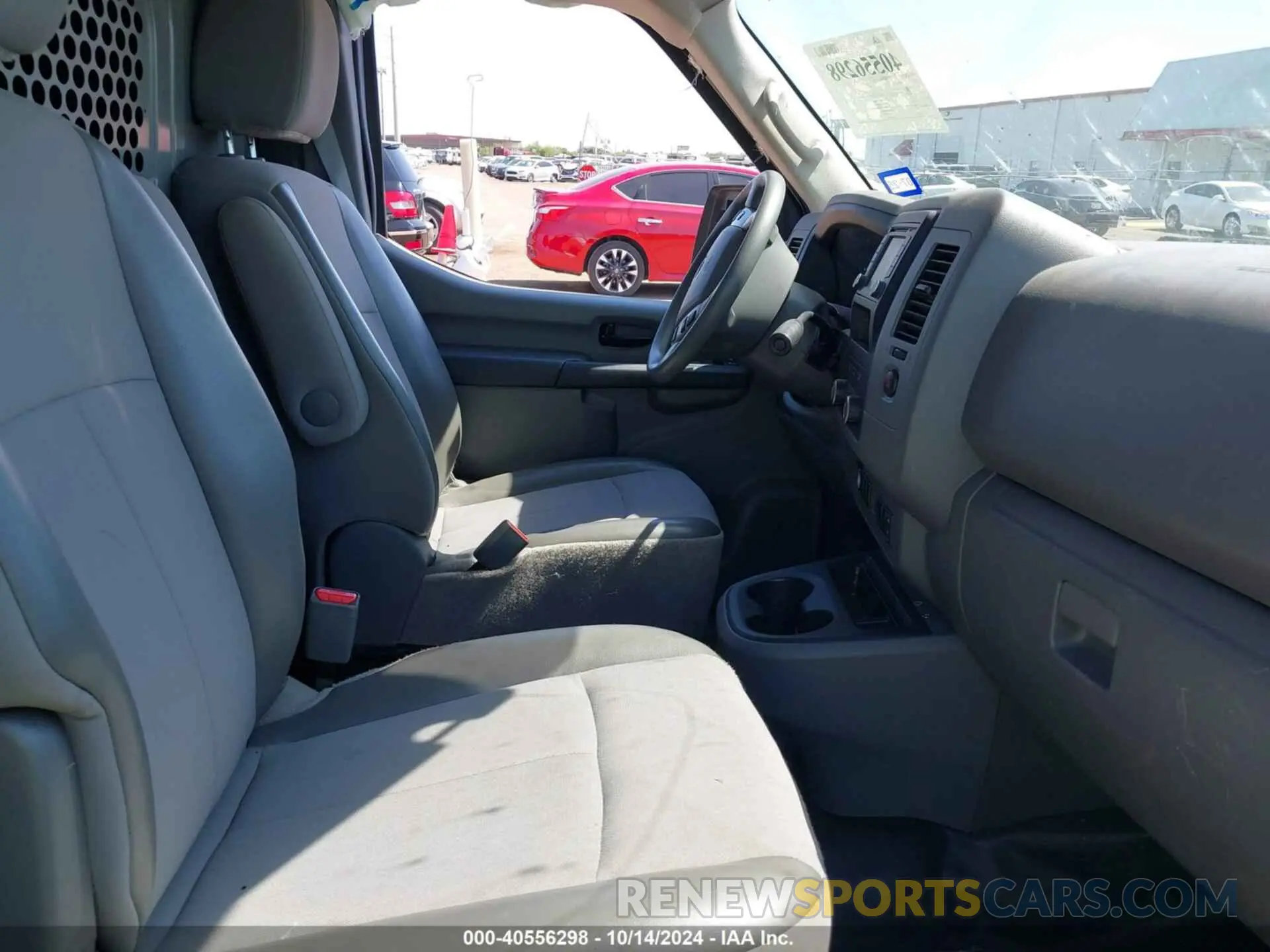5 fotografías del automóvil dañado 1N6BF0KM9MN806531 NISSAN NV CARGO NV1500 2021