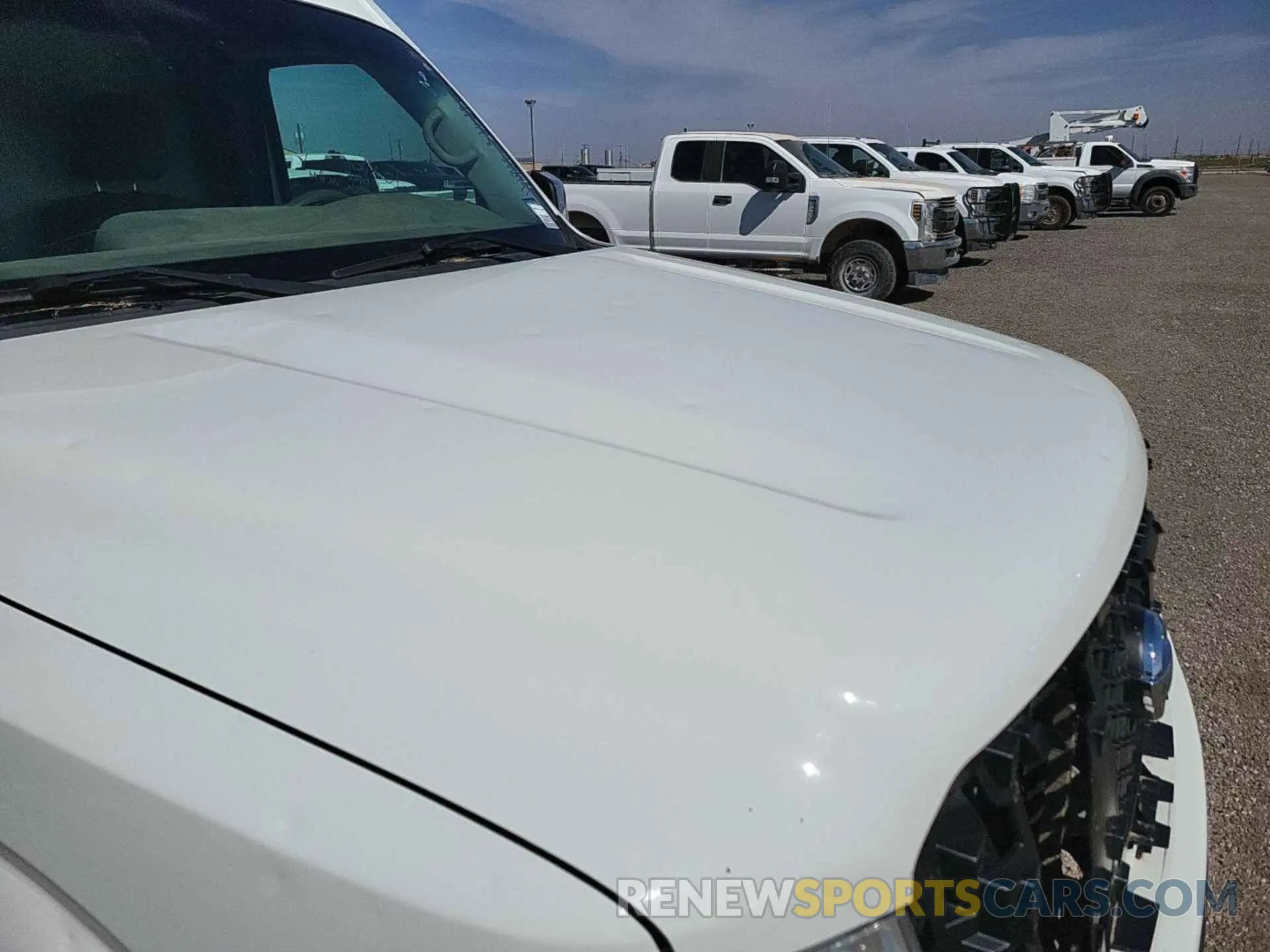 22 fotografías del automóvil dañado 1N6AF0LY4KN806284 NISSAN NV CARGO NV2500 HD 2019