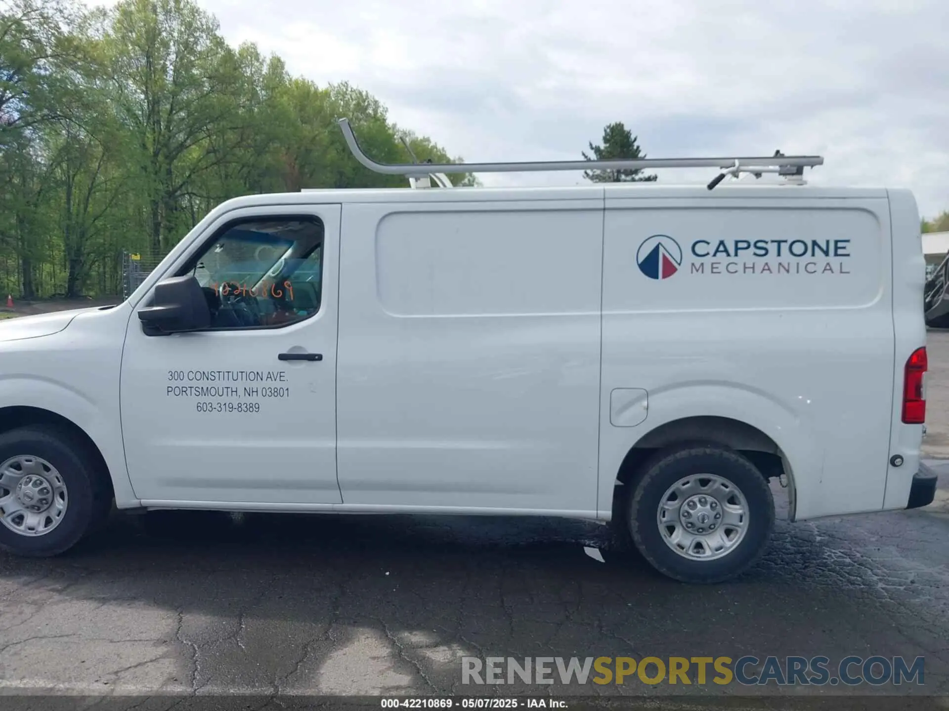 14 fotografías del automóvil dañado 1N6BF0KYXKN802942 NISSAN NV CARGO NV2500 HD 2019