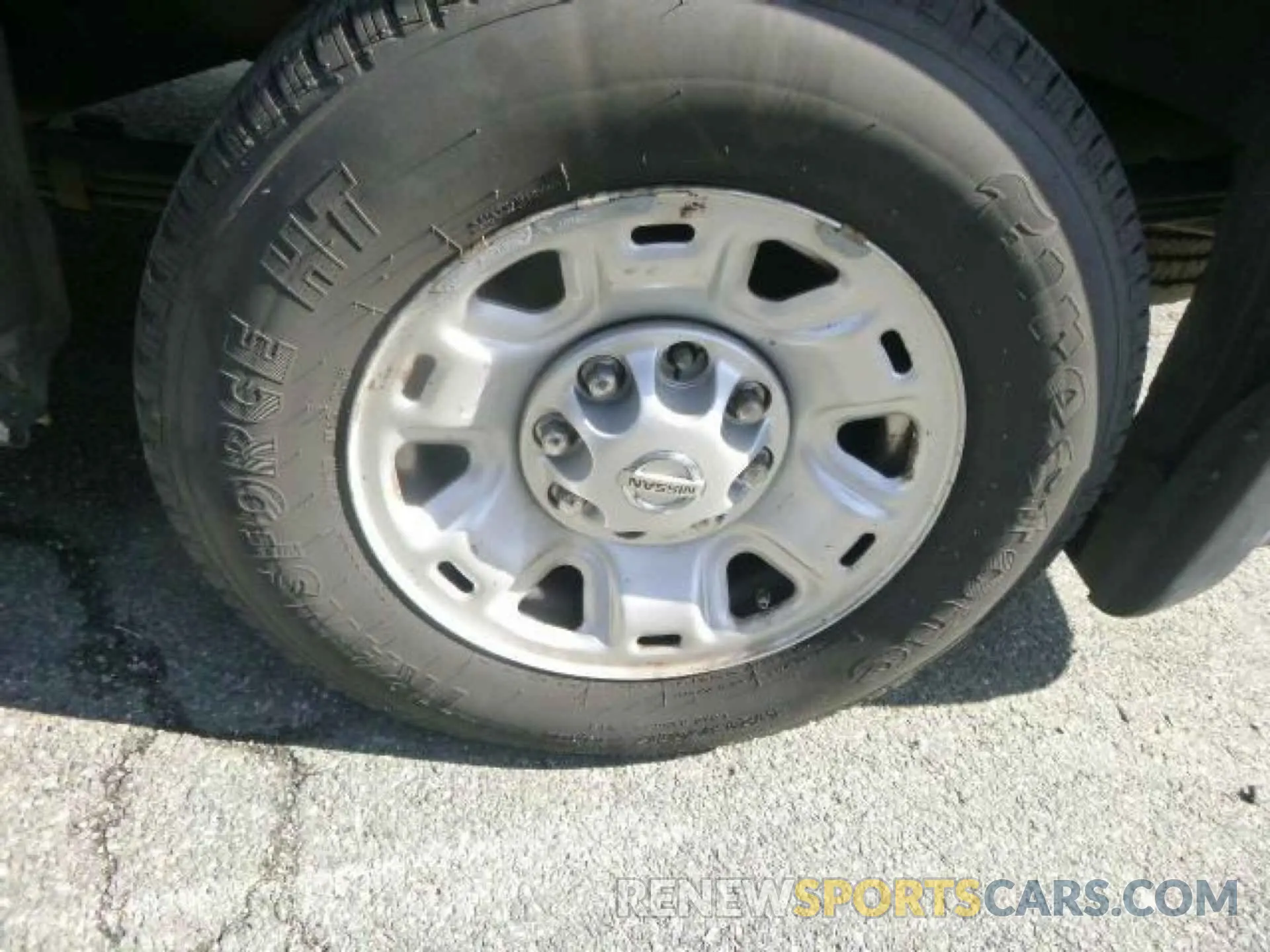 24 fotografías del automóvil dañado 1N6BF0LY3KN807964 NISSAN NV CARGO NV2500 HD 2019