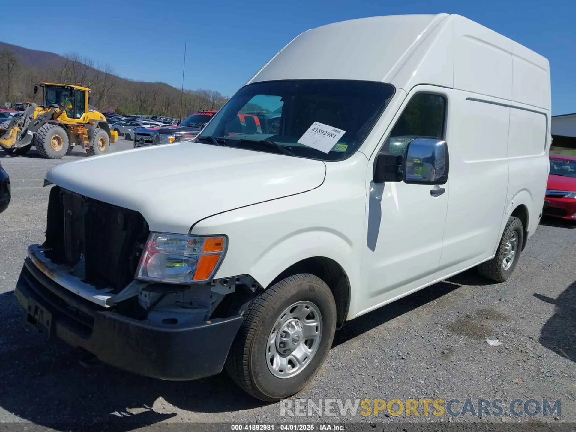 2 fotografías del automóvil dañado 1N6AF0LY5LN809499 NISSAN NV CARGO NV2500 HD 2020