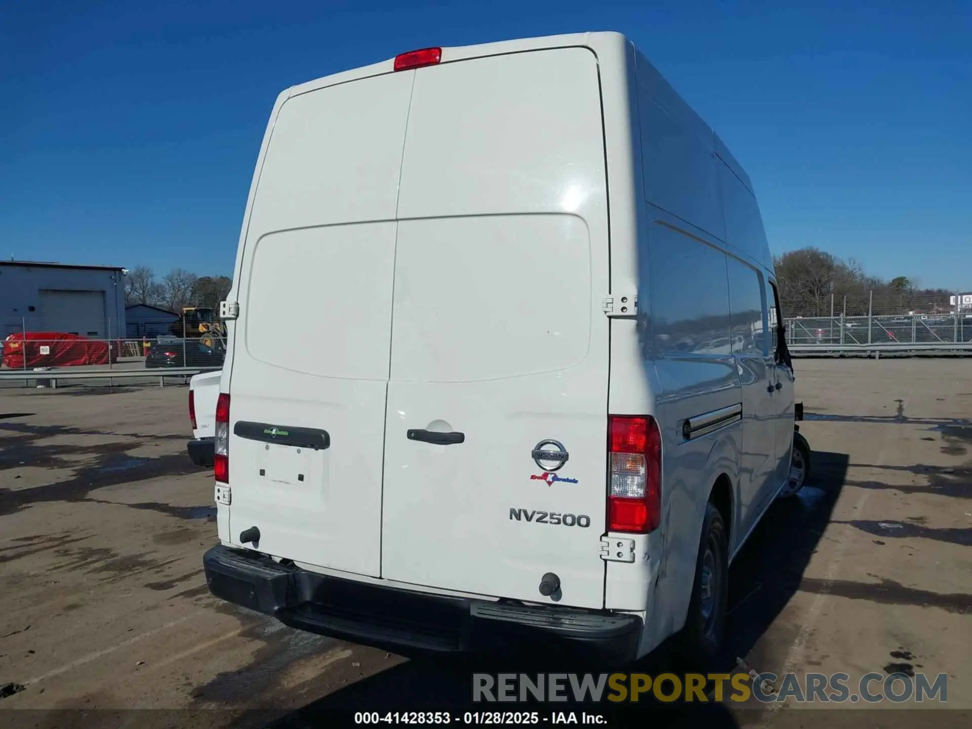 17 fotografías del automóvil dañado 1N6BF0LY2LN804118 NISSAN NV CARGO NV2500 HD 2020