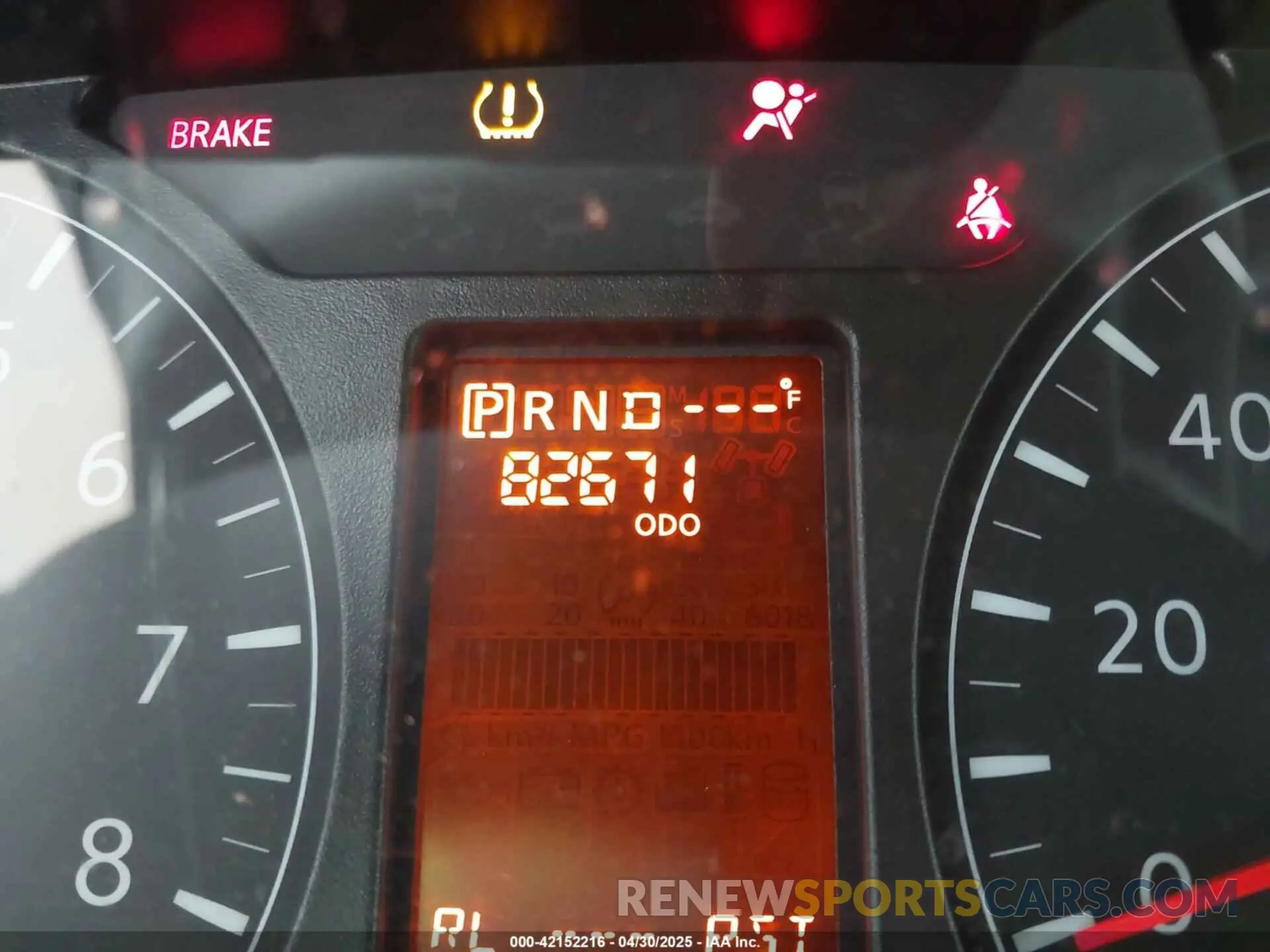 15 fotografías del automóvil dañado 1N6BF0KYXMN805682 NISSAN NV CARGO NV2500 HD 2021