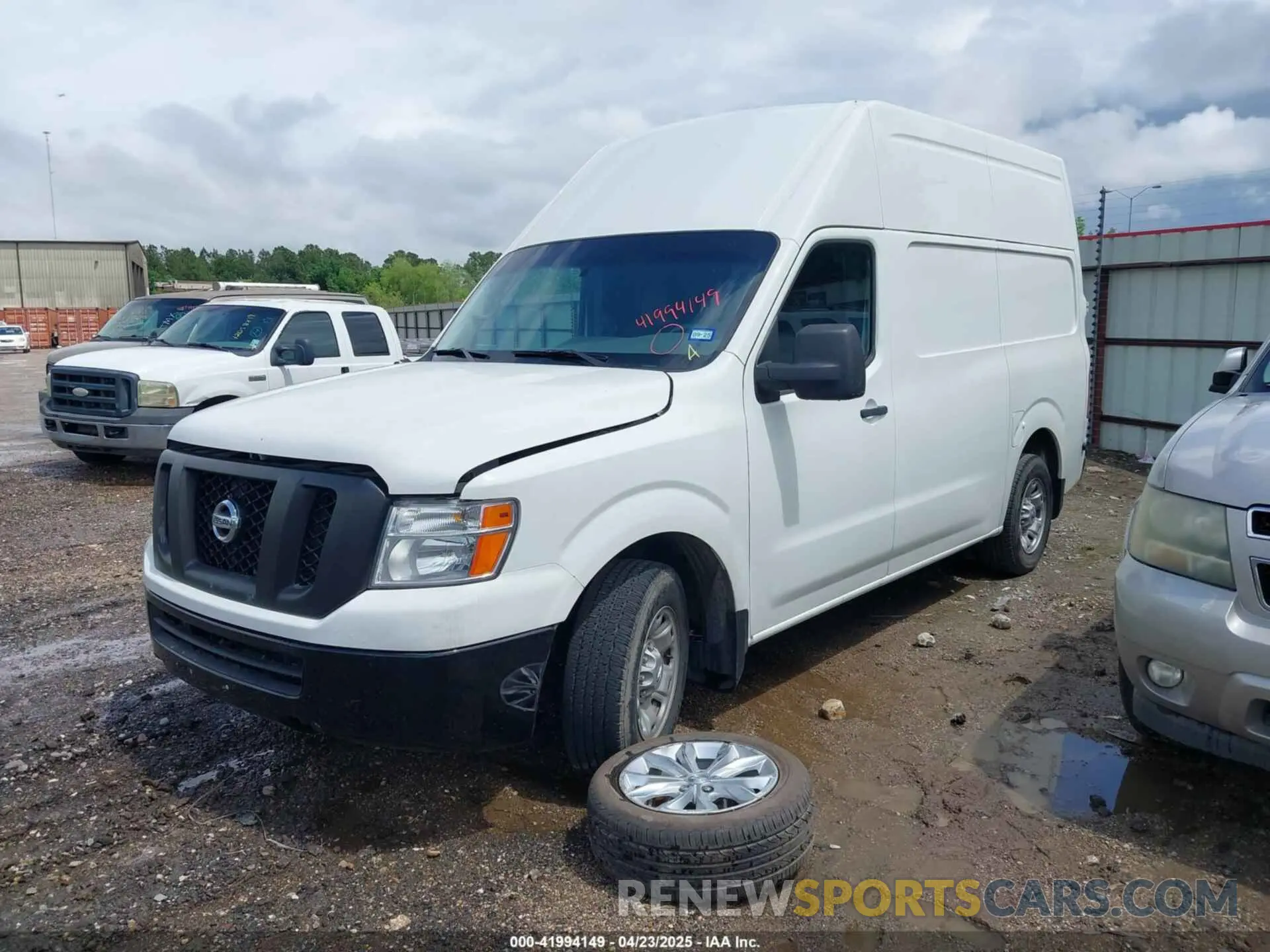 2 fotografías del automóvil dañado 1N6BF0LY9MN808457 NISSAN NV CARGO NV2500 HD 2021