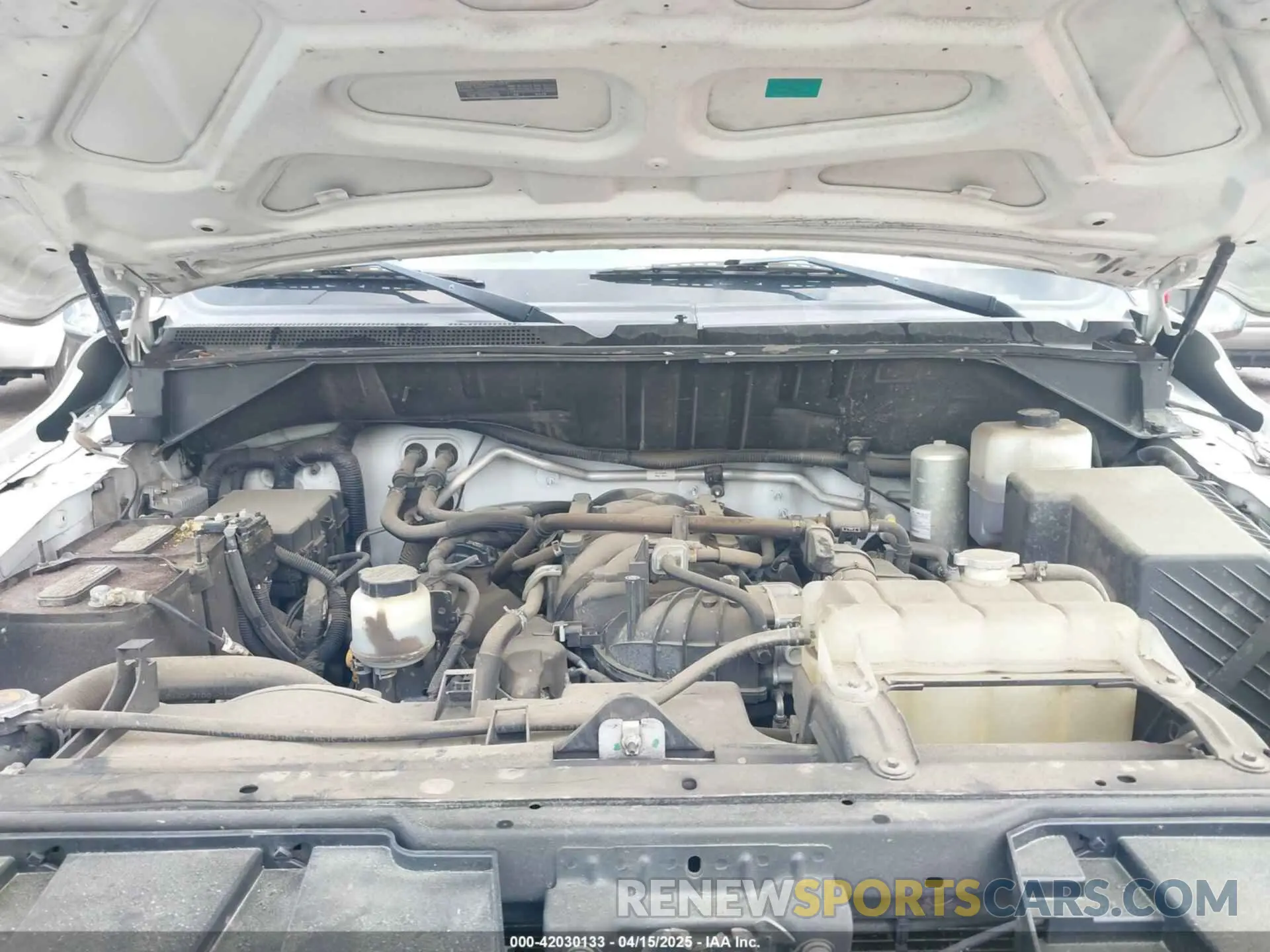 10 fotografías del automóvil dañado 1N6AF0LY0LN804839 NISSAN NV CARGO NV3500 HD 2020