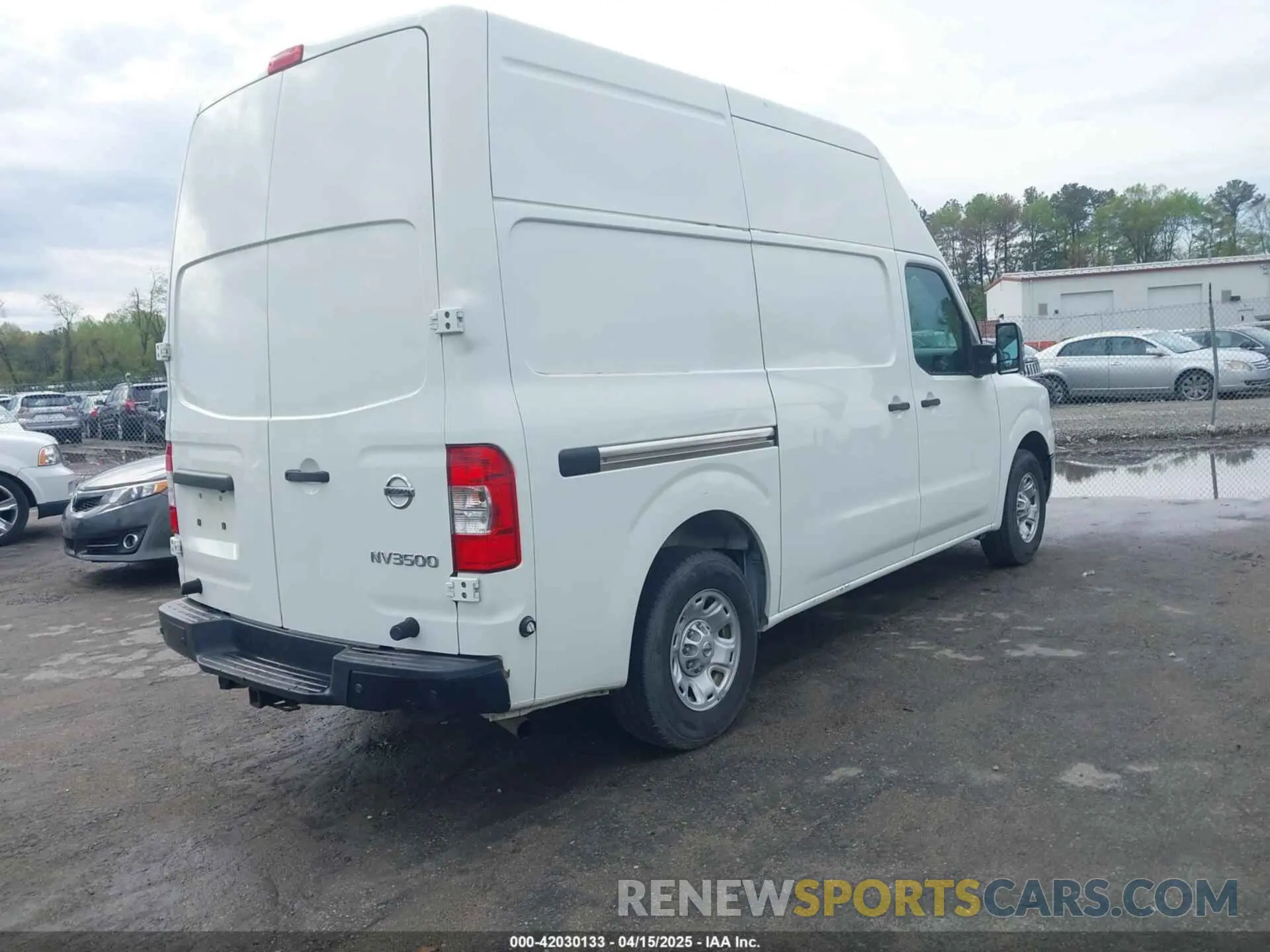 4 fotografías del automóvil dañado 1N6AF0LY0LN804839 NISSAN NV CARGO NV3500 HD 2020