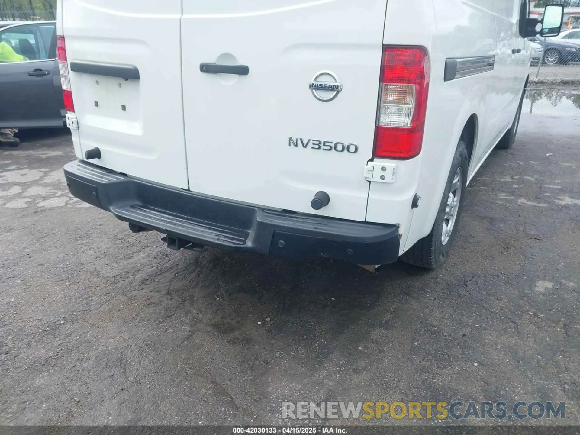 6 fotografías del automóvil dañado 1N6AF0LY0LN804839 NISSAN NV CARGO NV3500 HD 2020