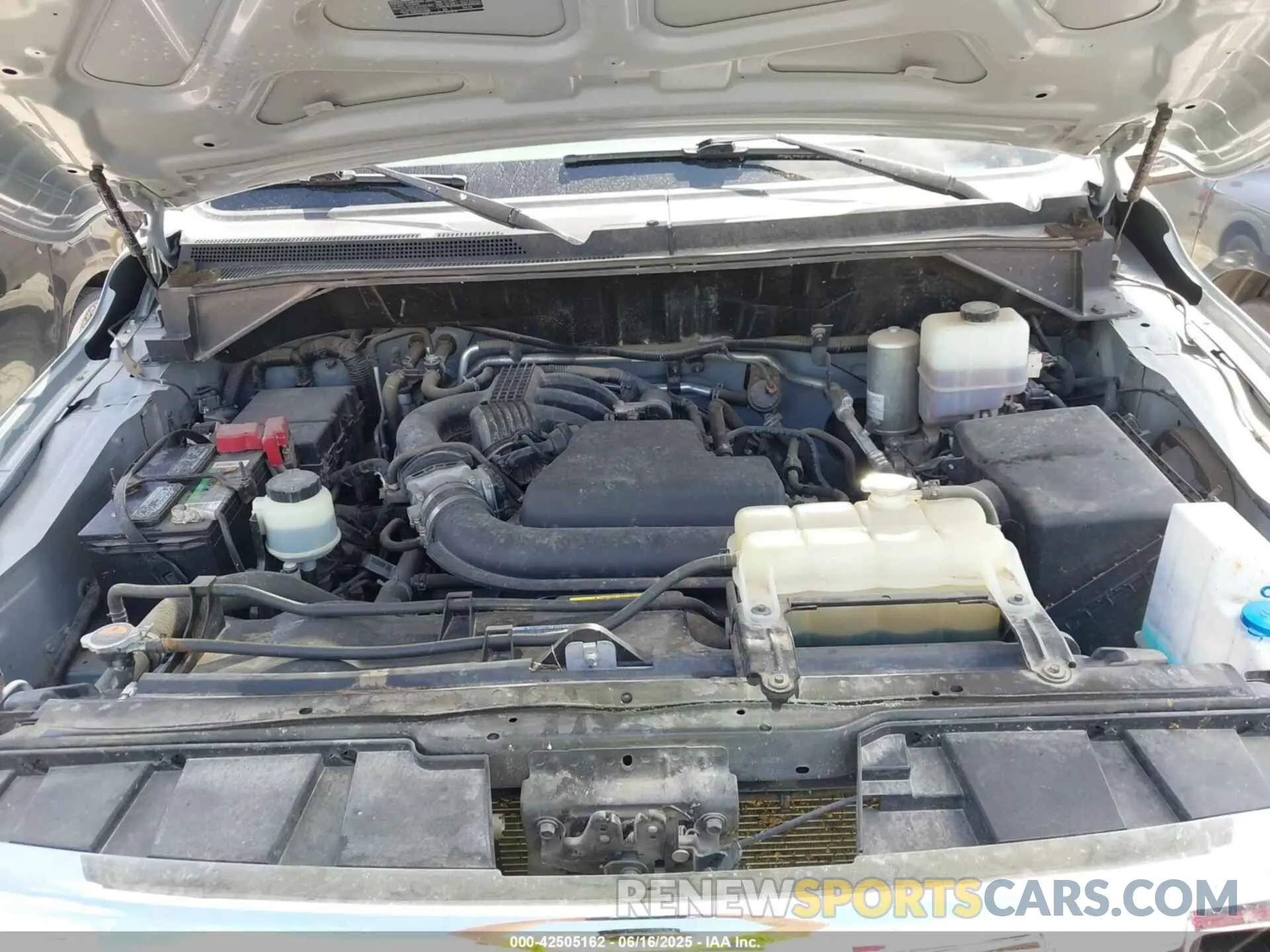 10 fotografías del automóvil dañado 5BZBF0AA8LN850612 NISSAN NV PASSENGER NV3500 HD 2020