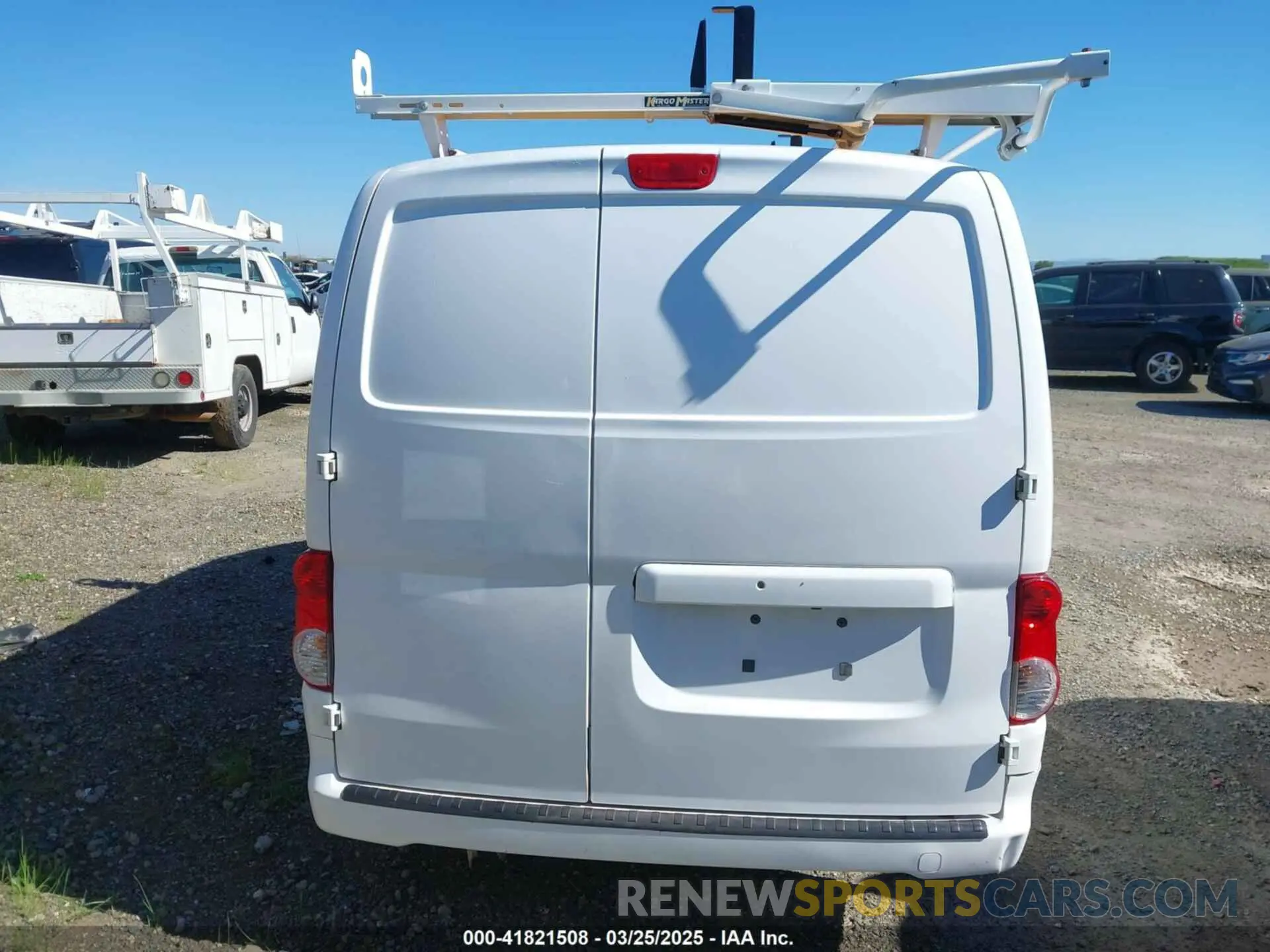 17 fotografías del automóvil dañado 3N6CM0KN1KK699268 NISSAN NV200 2019