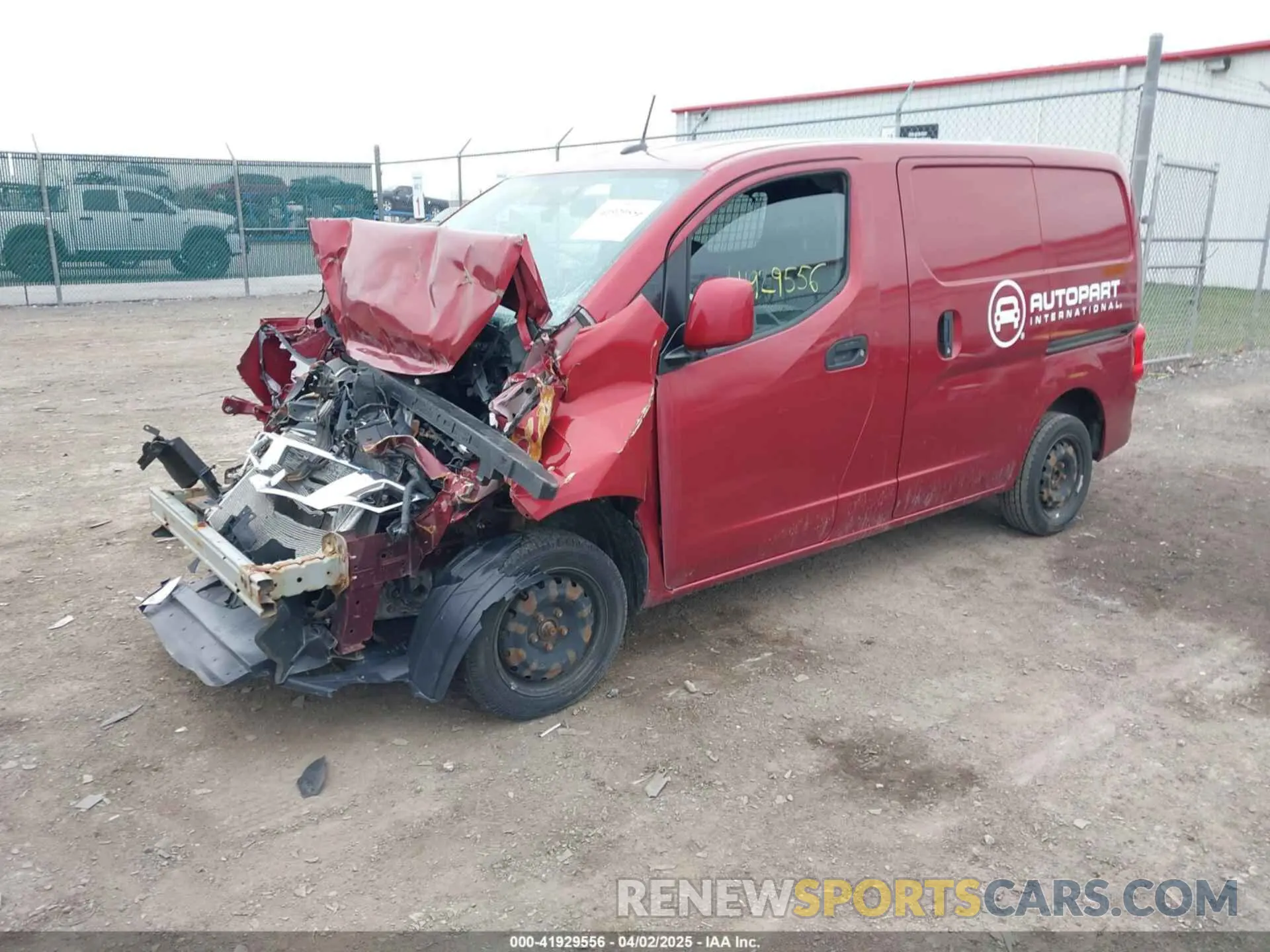 2 fotografías del automóvil dañado 3N6CM0KN1KK703206 NISSAN NV200 2019