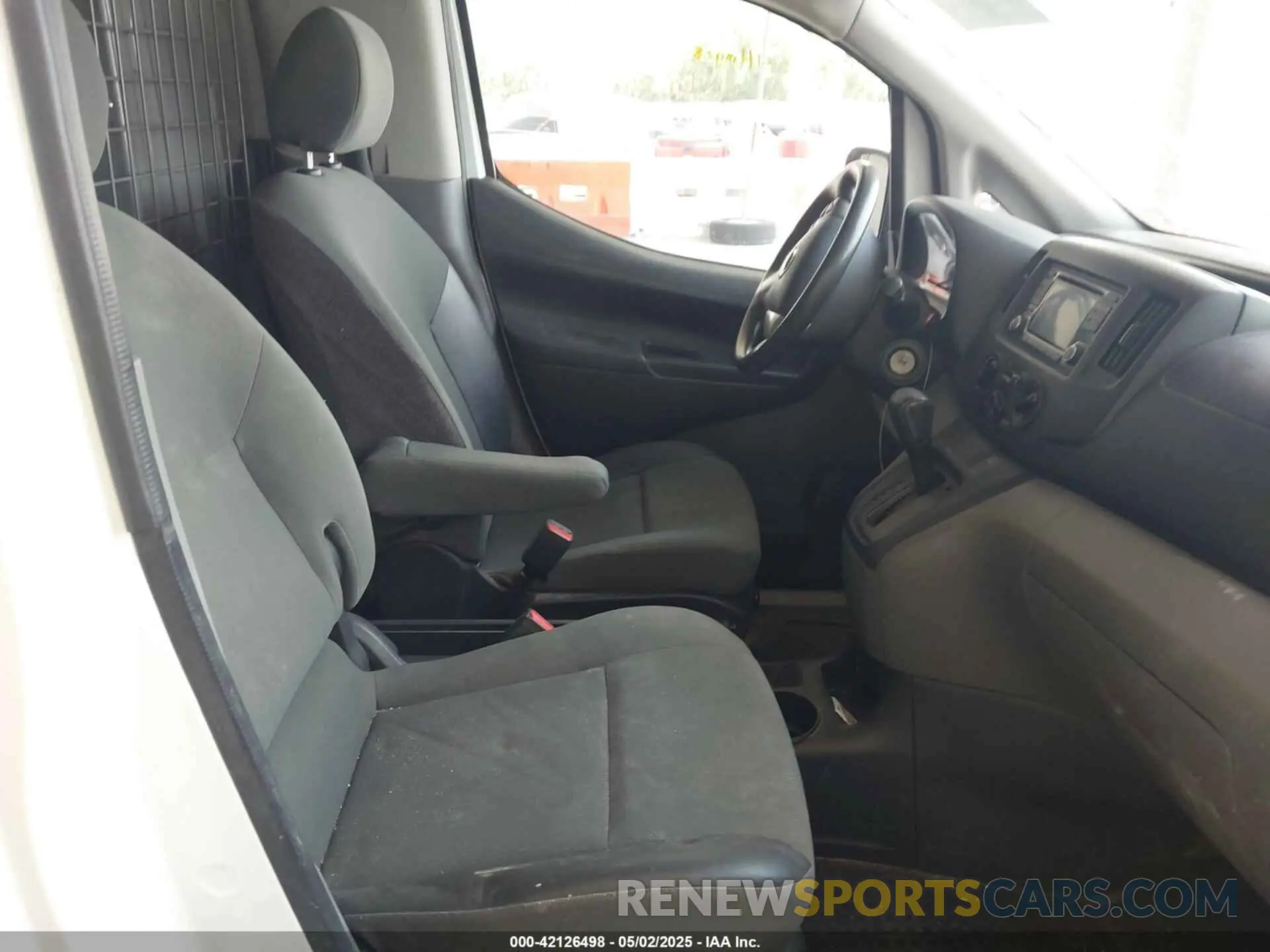 5 fotografías del automóvil dañado 3N6CM0KN2KK710598 NISSAN NV200 2019
