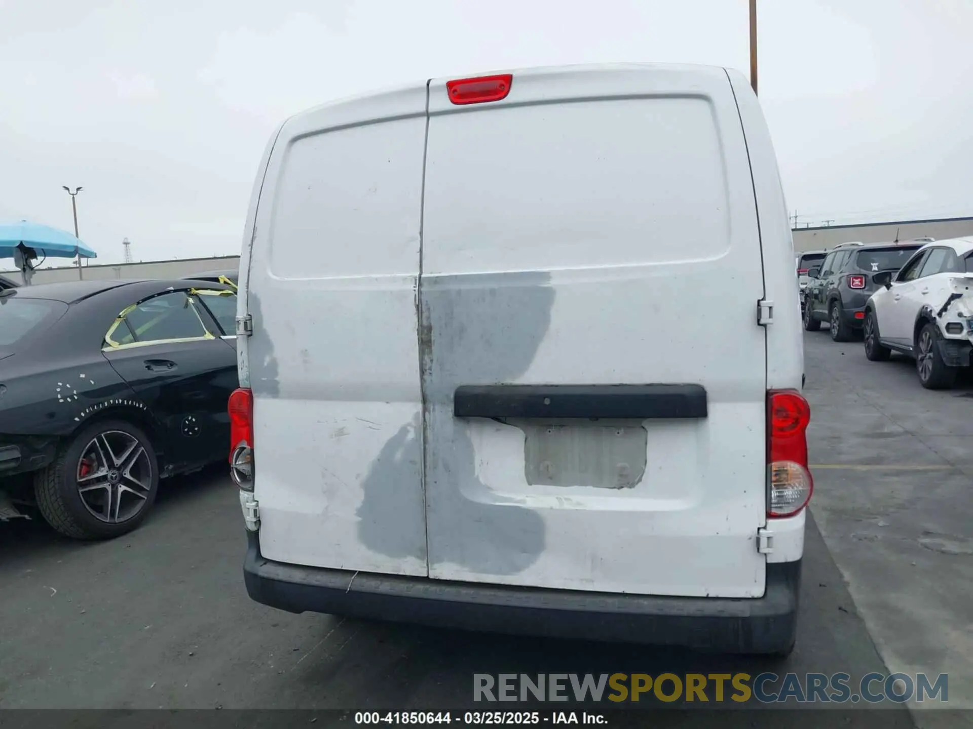 16 fotografías del automóvil dañado 3N6CM0KN3KK700386 NISSAN NV200 2019