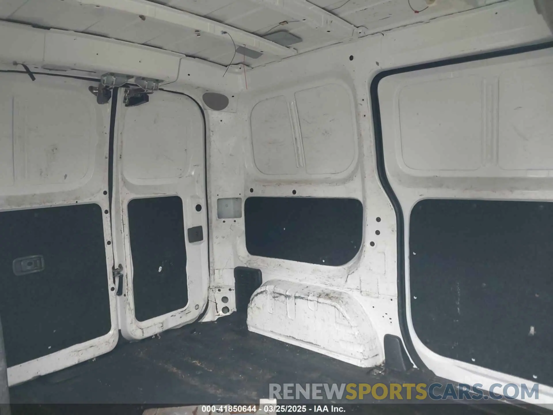 18 fotografías del automóvil dañado 3N6CM0KN3KK700386 NISSAN NV200 2019