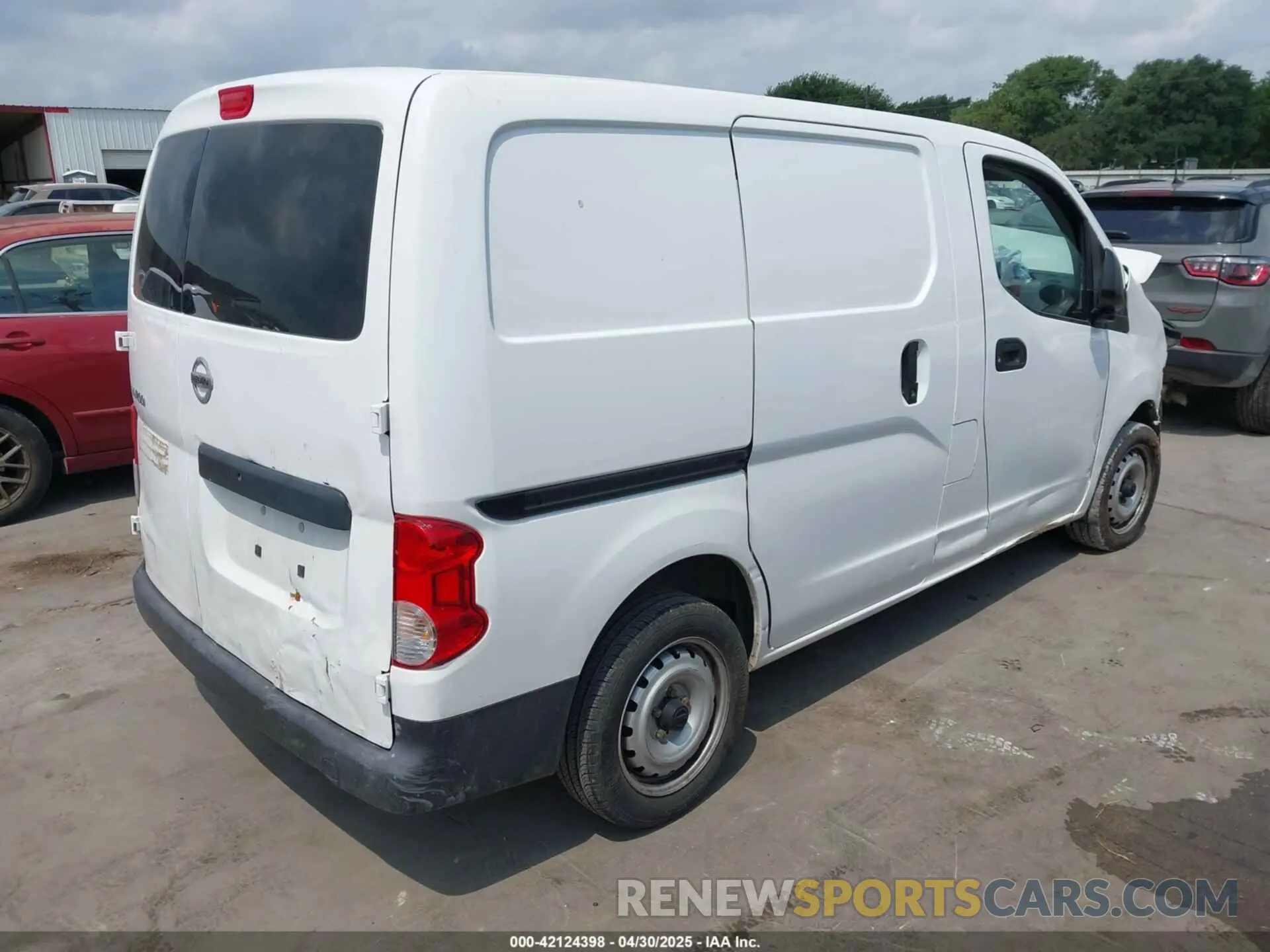 4 fotografías del automóvil dañado 3N6CM0KN3KK710805 NISSAN NV200 2019