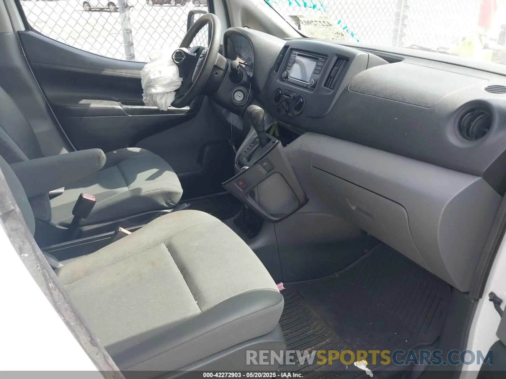 5 fotografías del automóvil dañado 3N6CM0KN5KK695904 NISSAN NV200 2019