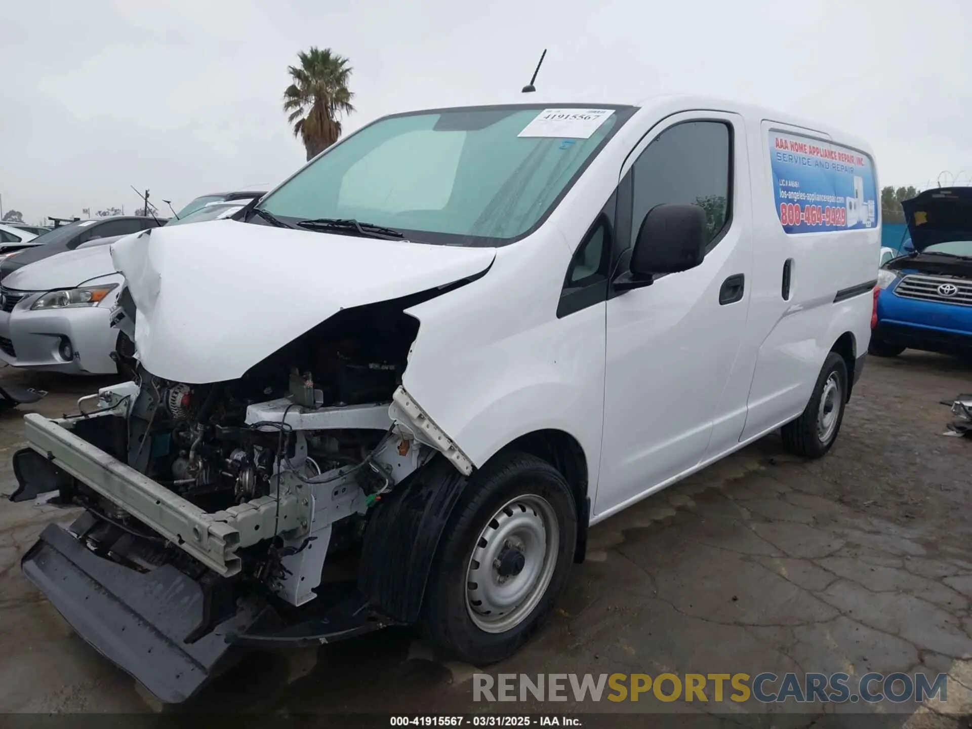 2 fotografías del automóvil dañado 3N6CM0KN6KK698178 NISSAN NV200 2019