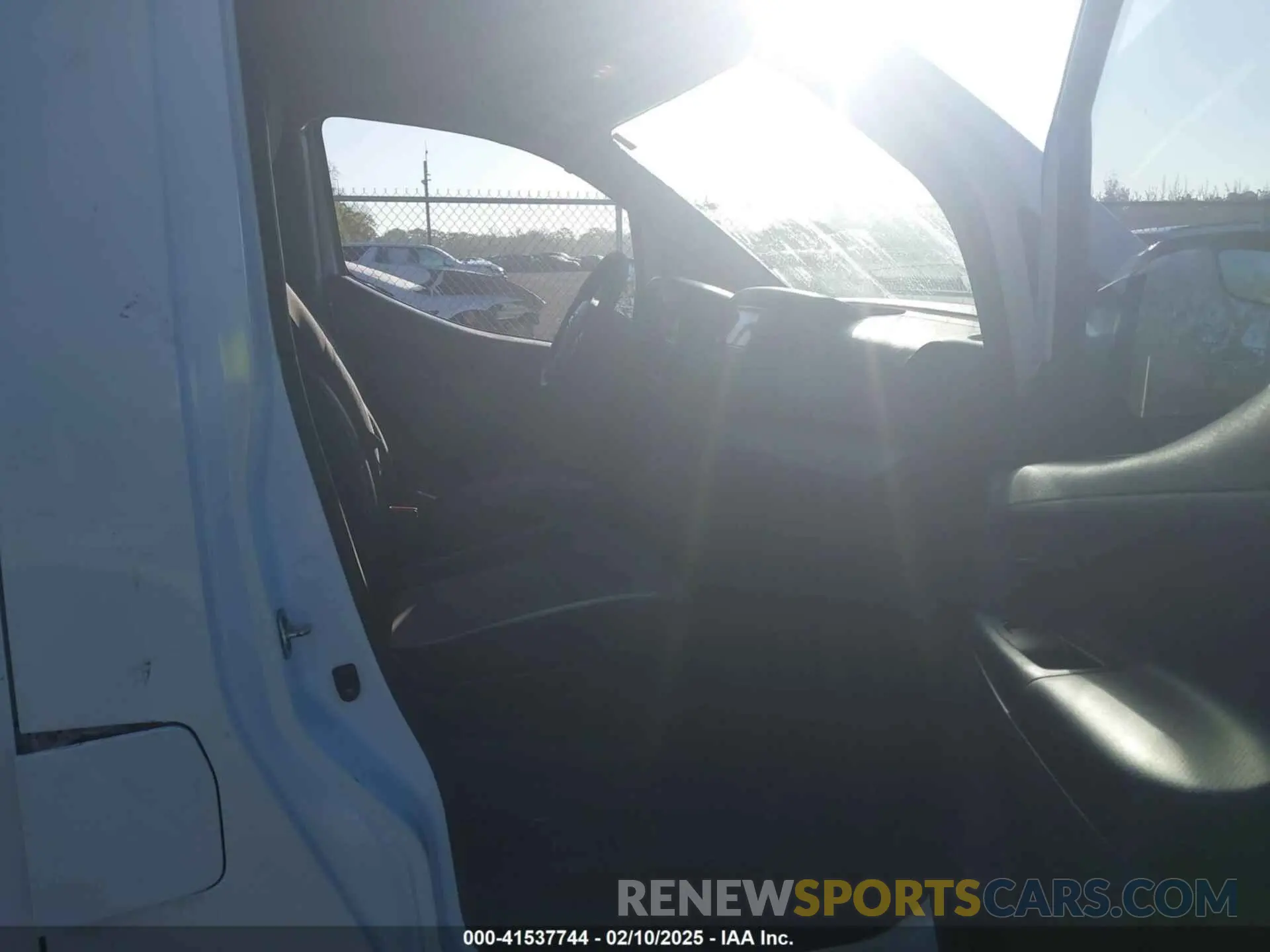 5 fotografías del automóvil dañado 3N6CM0KN9KK693153 NISSAN NV200 2019