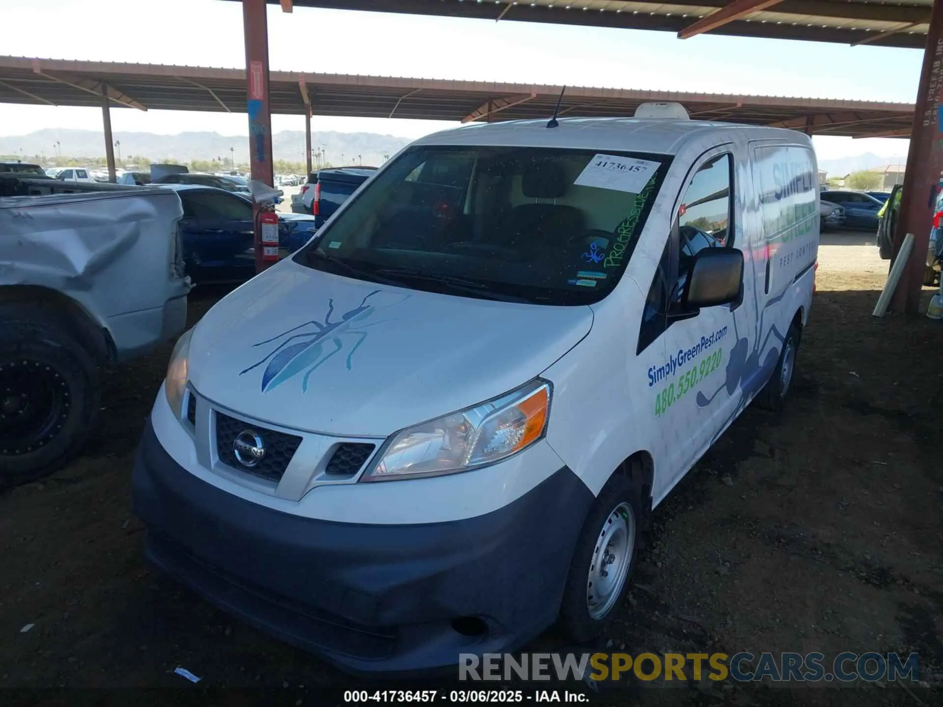 2 fotografías del automóvil dañado 3N6CM0KN9KK705835 NISSAN NV200 2019