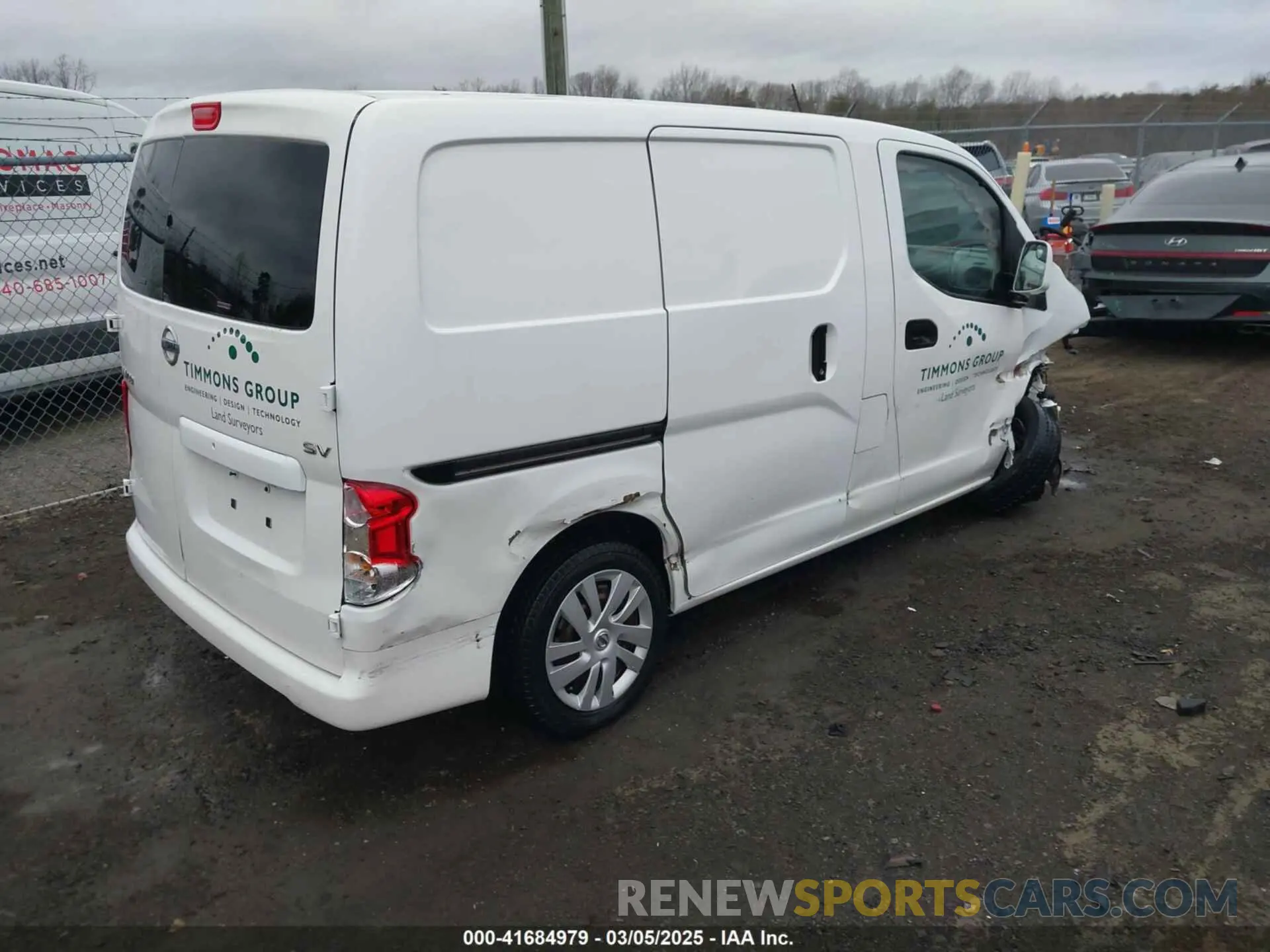 4 fotografías del automóvil dañado 3N6CM0KN9KK706662 NISSAN NV200 2019
