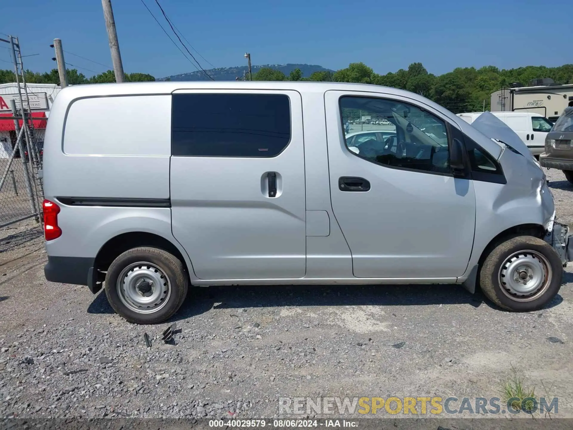13 fotografías del automóvil dañado 3N6CM0KNXKK699172 NISSAN NV200 2019