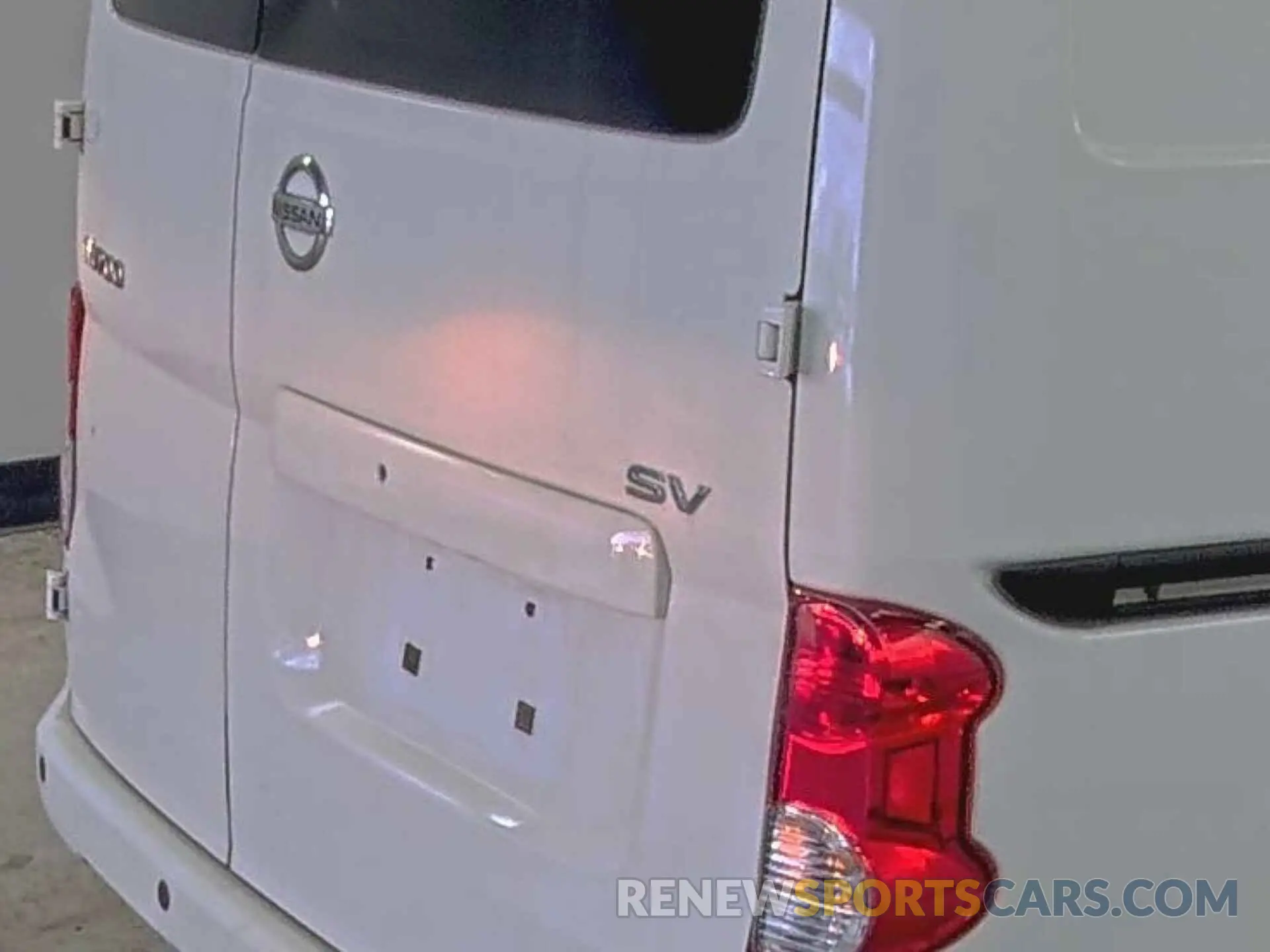 16 fotografías del automóvil dañado 3N6CM0KN9LK704542 NISSAN NV200 2020