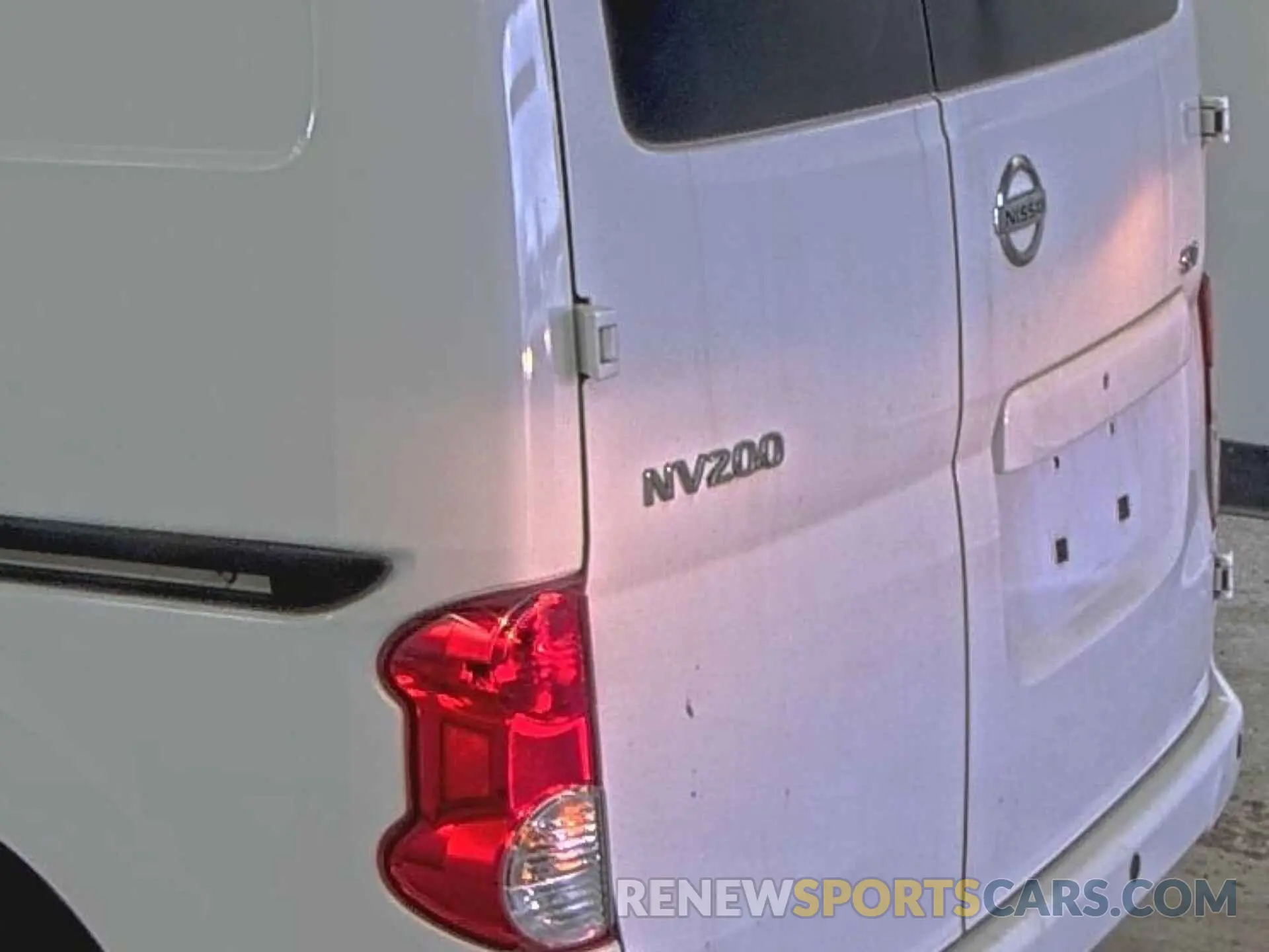 28 fotografías del automóvil dañado 3N6CM0KN9LK704542 NISSAN NV200 2020