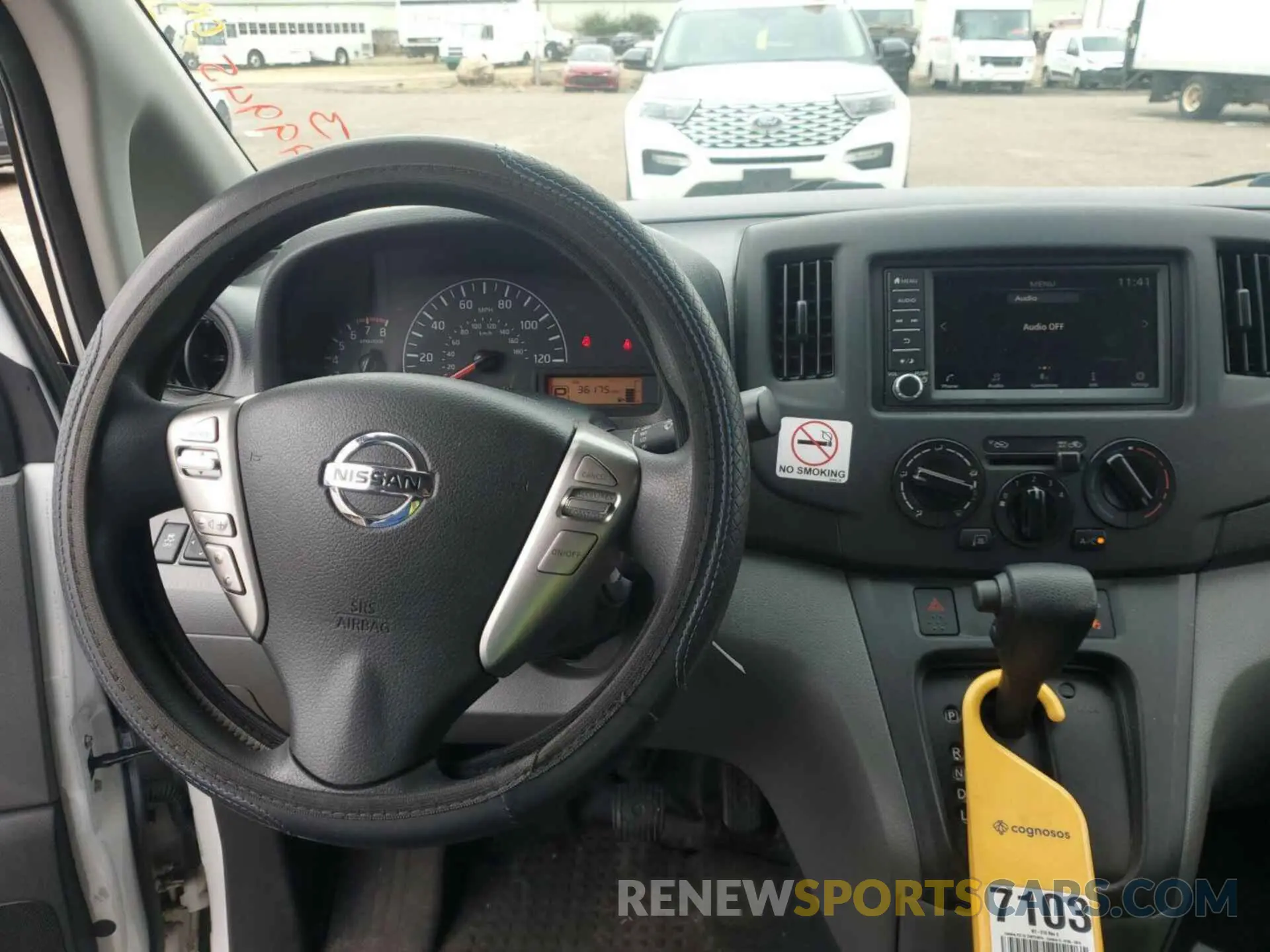 15 fotografías del automóvil dañado 3N6CM0KN6MK703284 NISSAN NV200 2021