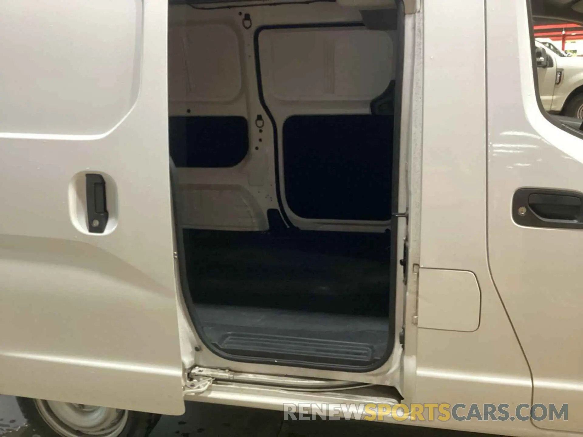 13 fotografías del automóvil dañado 3N6CM0KNXMK702168 NISSAN NV200 2021