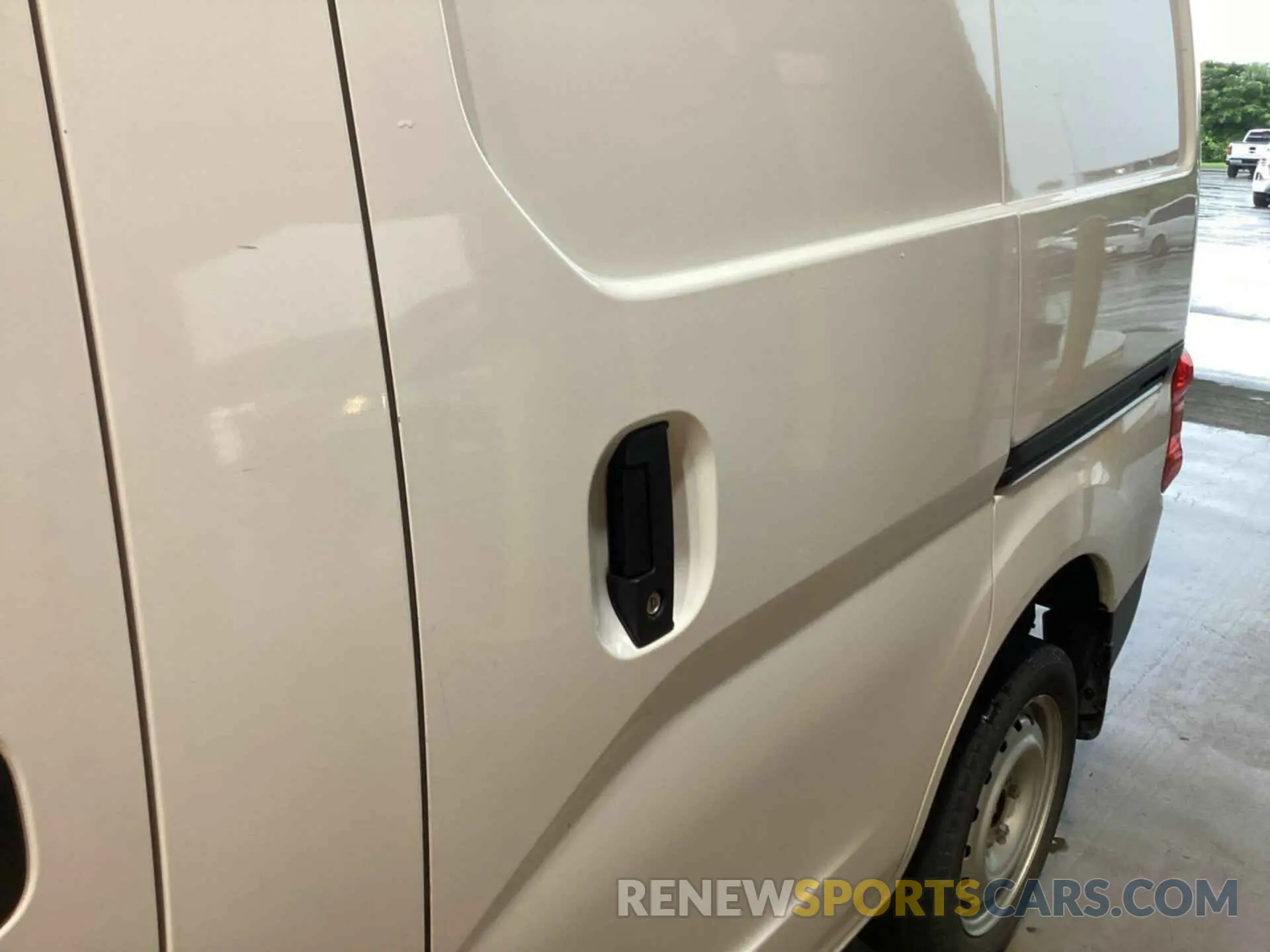 17 fotografías del automóvil dañado 3N6CM0KNXMK702168 NISSAN NV200 2021