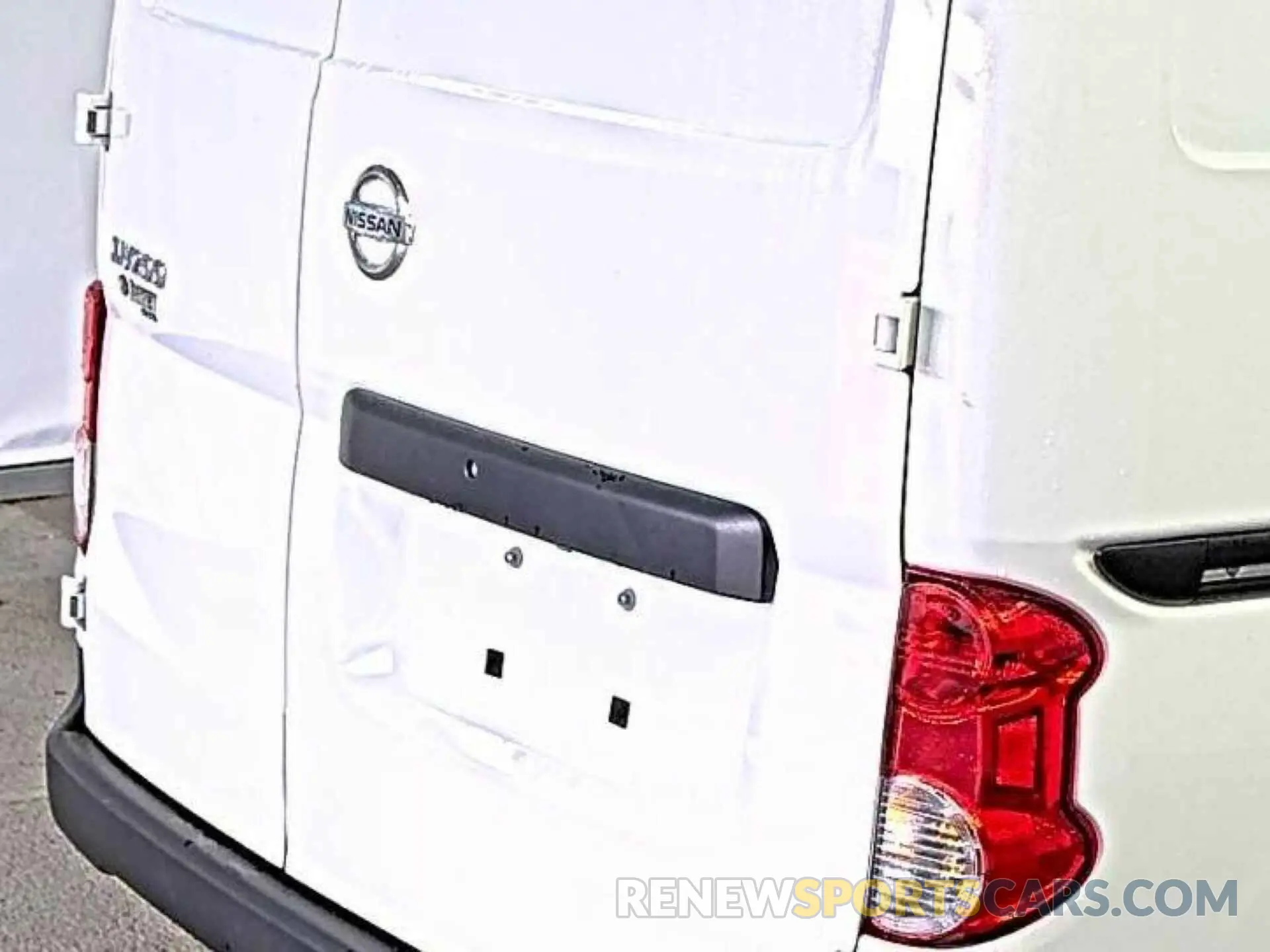 25 fotografías del automóvil dañado 3N6CM0KNXMK702168 NISSAN NV200 2021