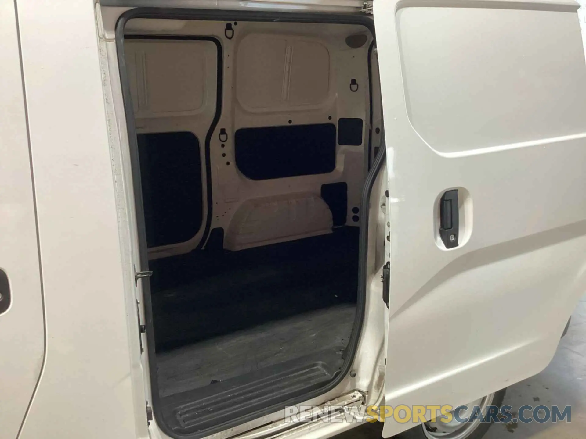 29 fotografías del automóvil dañado 3N6CM0KNXMK702168 NISSAN NV200 2021
