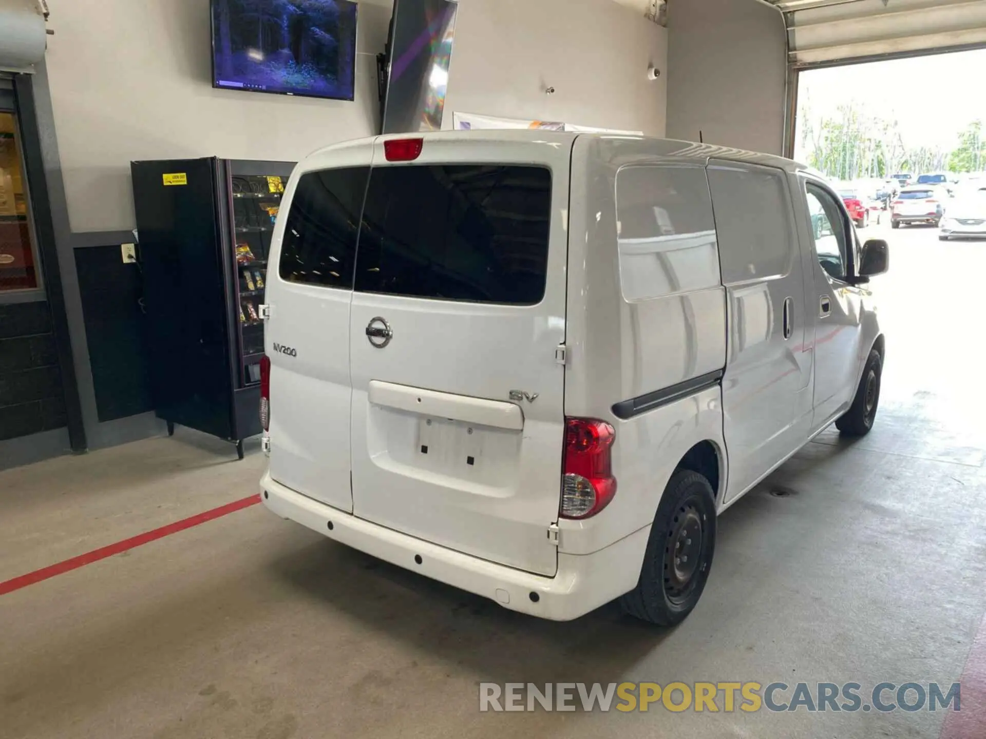 21 fotografías del automóvil dañado 3N6CM0KN0LK704364 NISSAN NV200  CARGO 2020