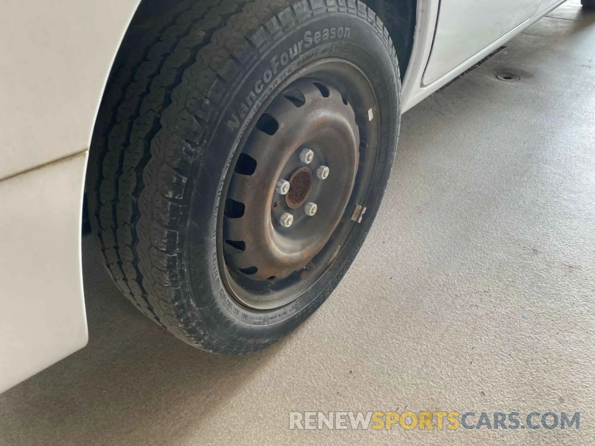 5 fotografías del automóvil dañado 3N6CM0KN0LK704364 NISSAN NV200  CARGO 2020