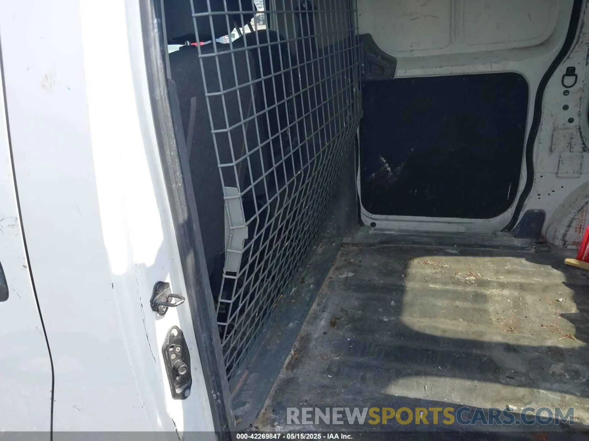 8 fotografías del automóvil dañado 3N6CM0KN3LK693280 NISSAN NV200  CARGO 2020