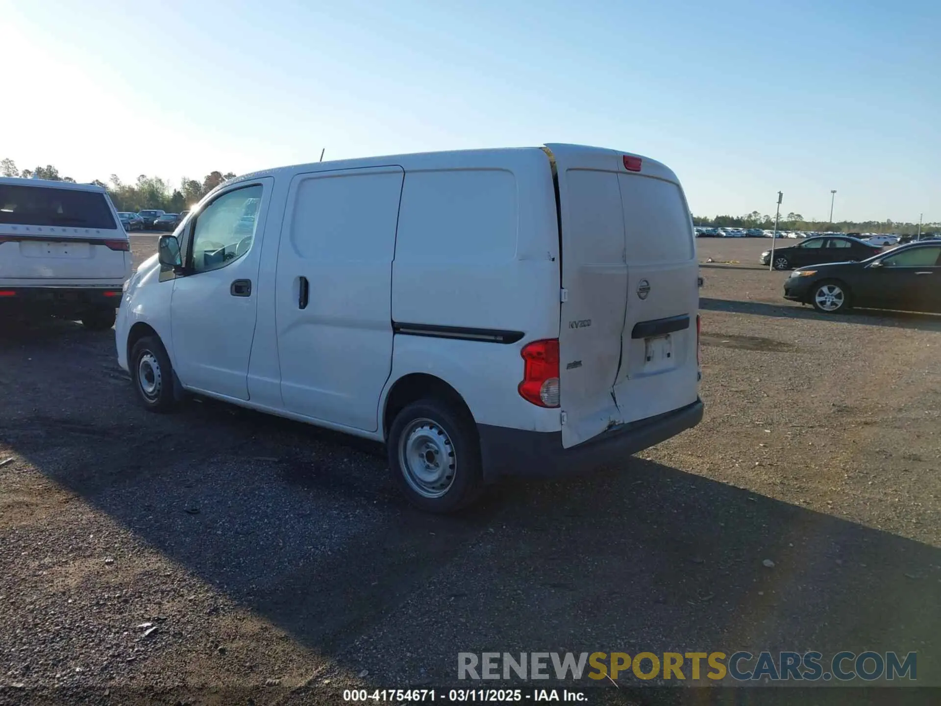 3 fotografías del automóvil dañado 3N6CM0KN3LK707758 NISSAN NV200  CARGO 2020