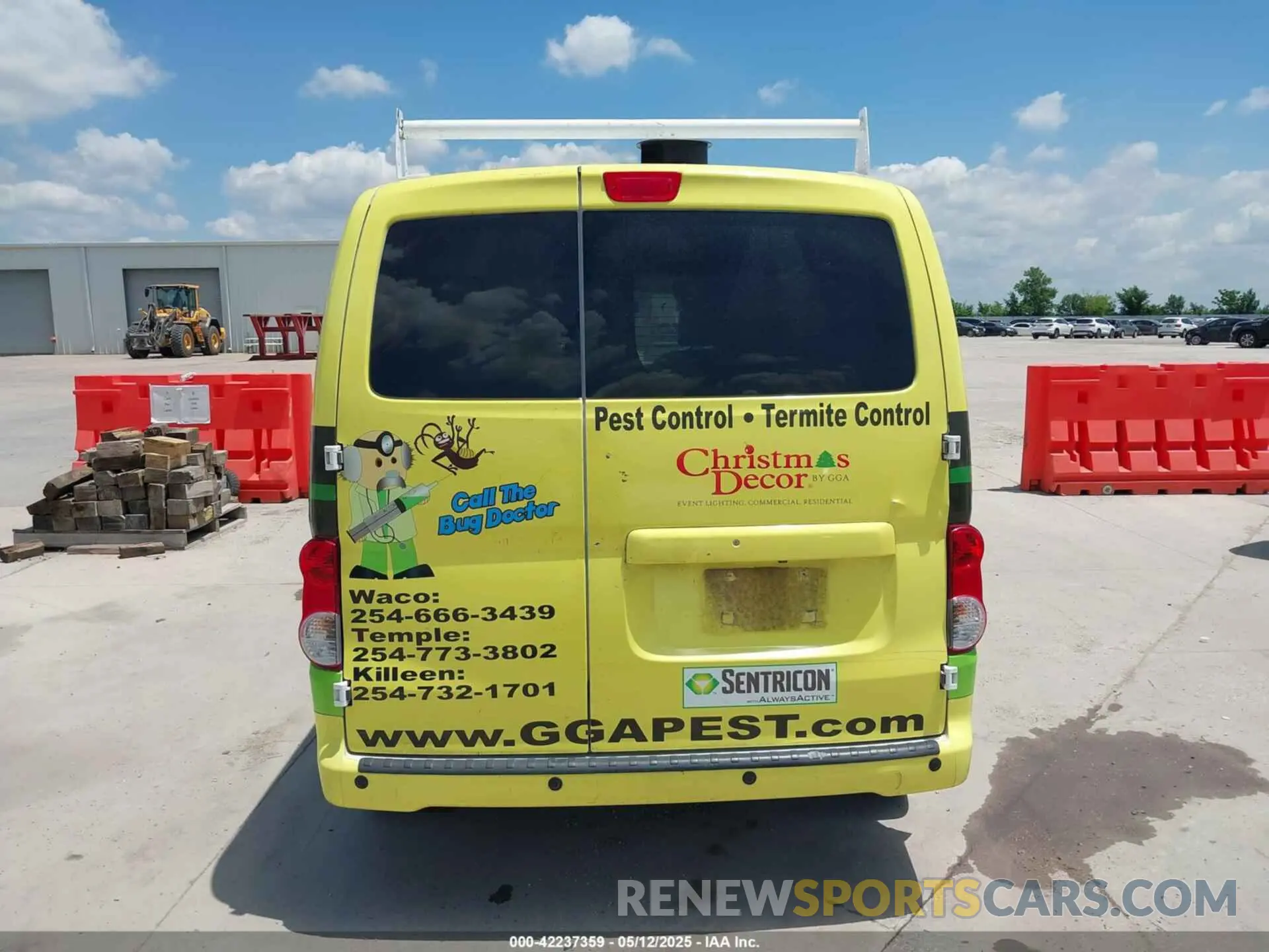 16 fotografías del automóvil dañado 3N6CM0KN4LK709597 NISSAN NV200  CARGO 2020