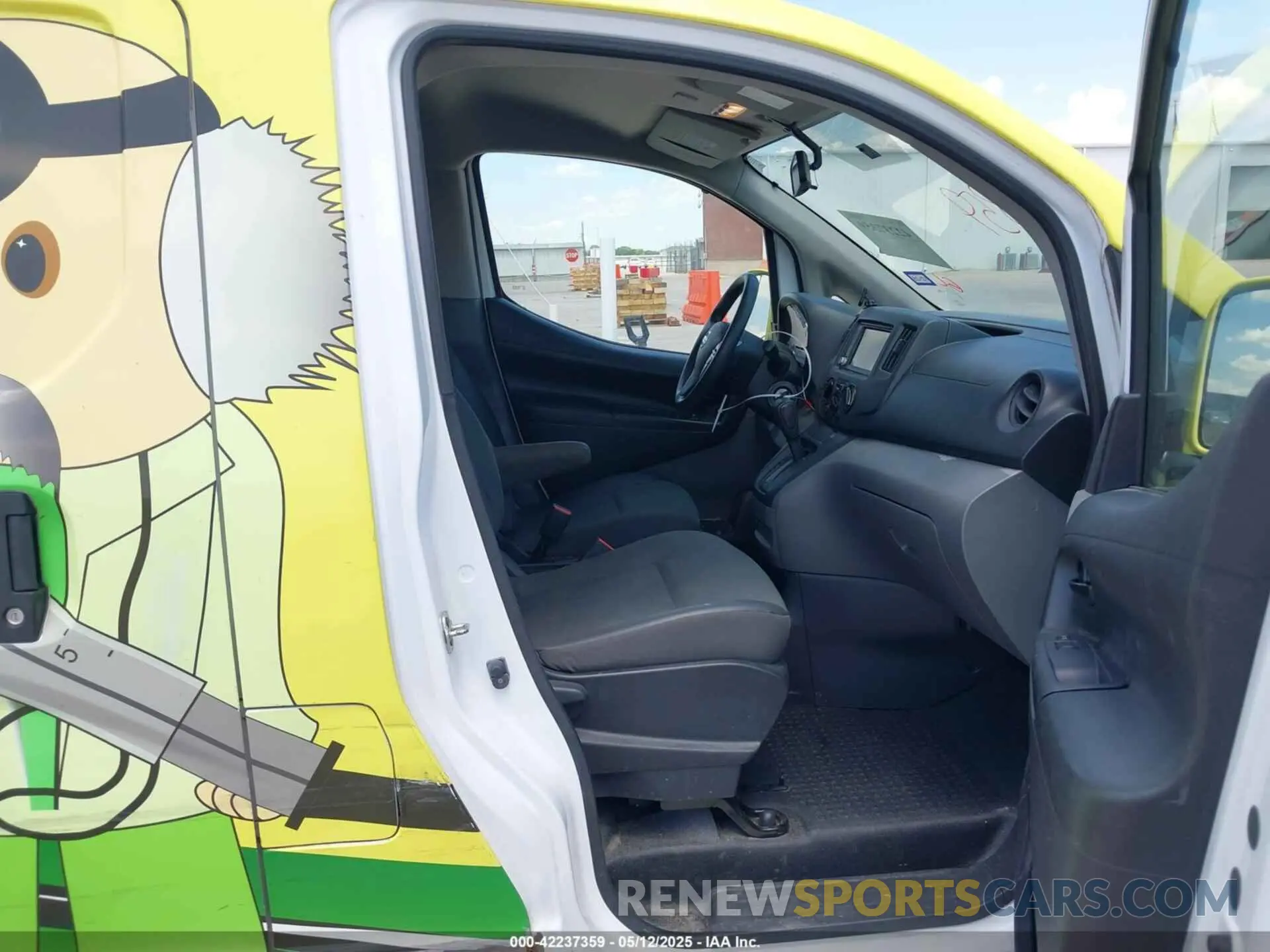 5 fotografías del automóvil dañado 3N6CM0KN4LK709597 NISSAN NV200  CARGO 2020