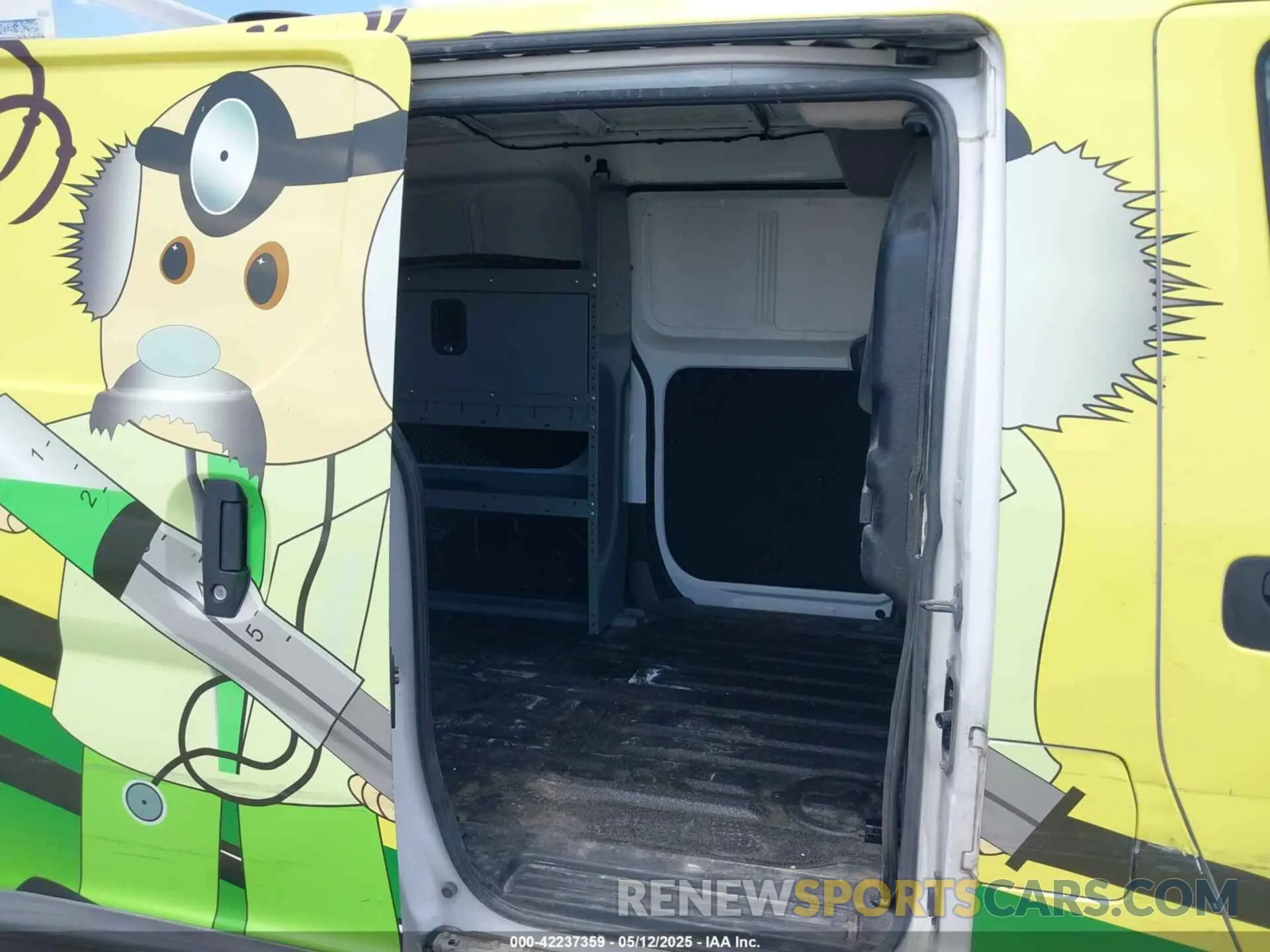 8 fotografías del automóvil dañado 3N6CM0KN4LK709597 NISSAN NV200  CARGO 2020