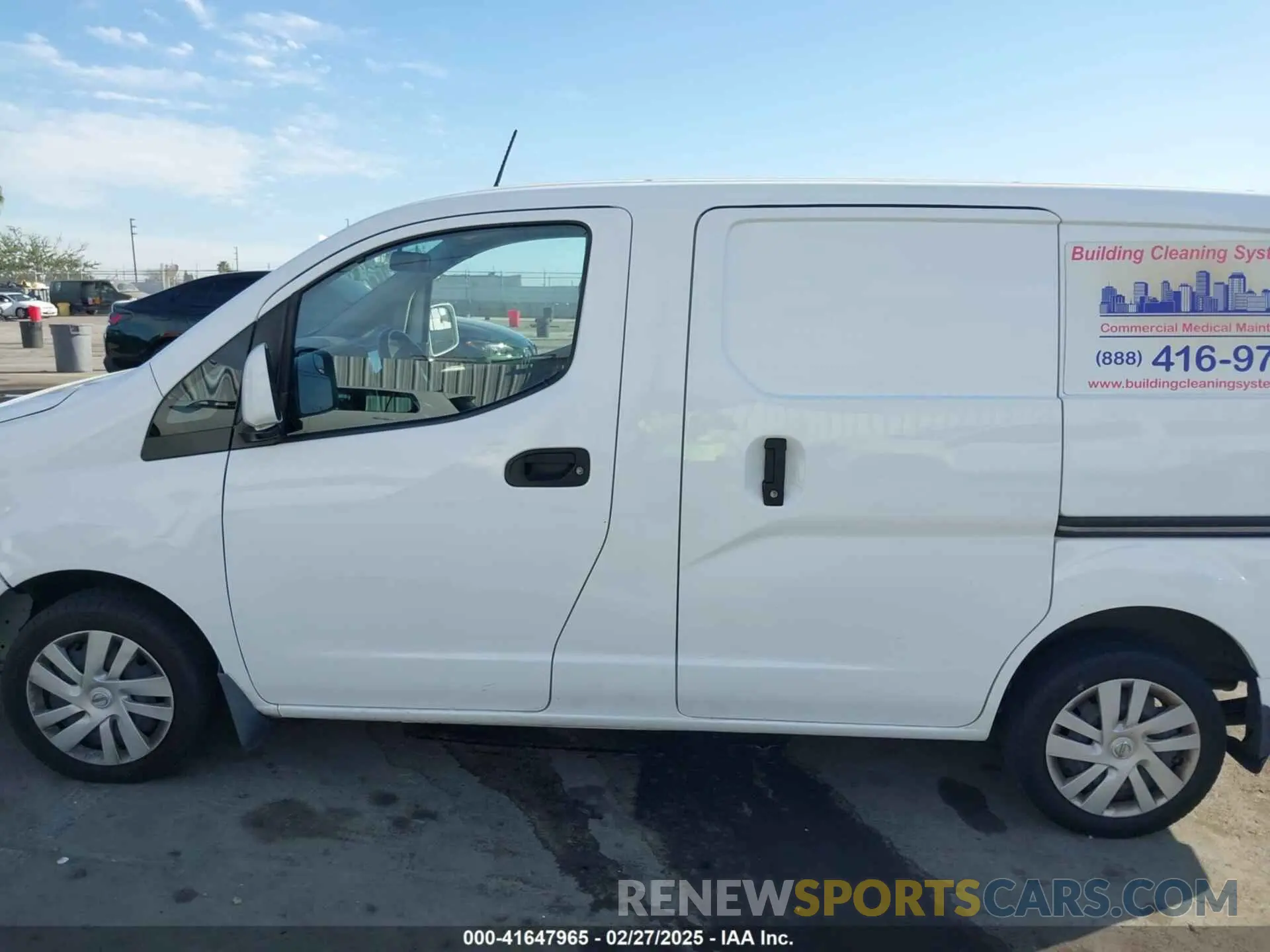13 fotografías del automóvil dañado 3N6CM0KN7LK710372 NISSAN NV200  CARGO 2020