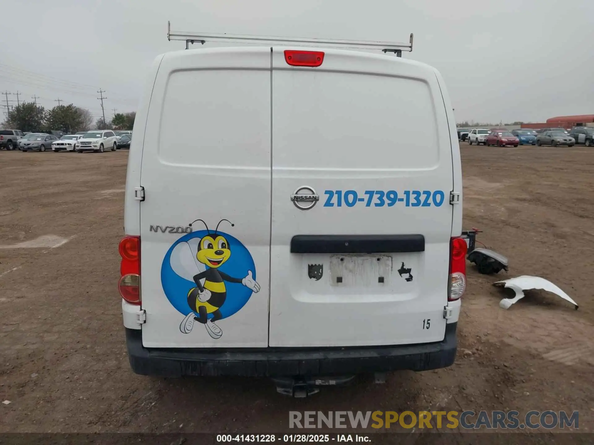 17 fotografías del automóvil dañado 3N6CM0KN8LK703561 NISSAN NV200  CARGO 2020
